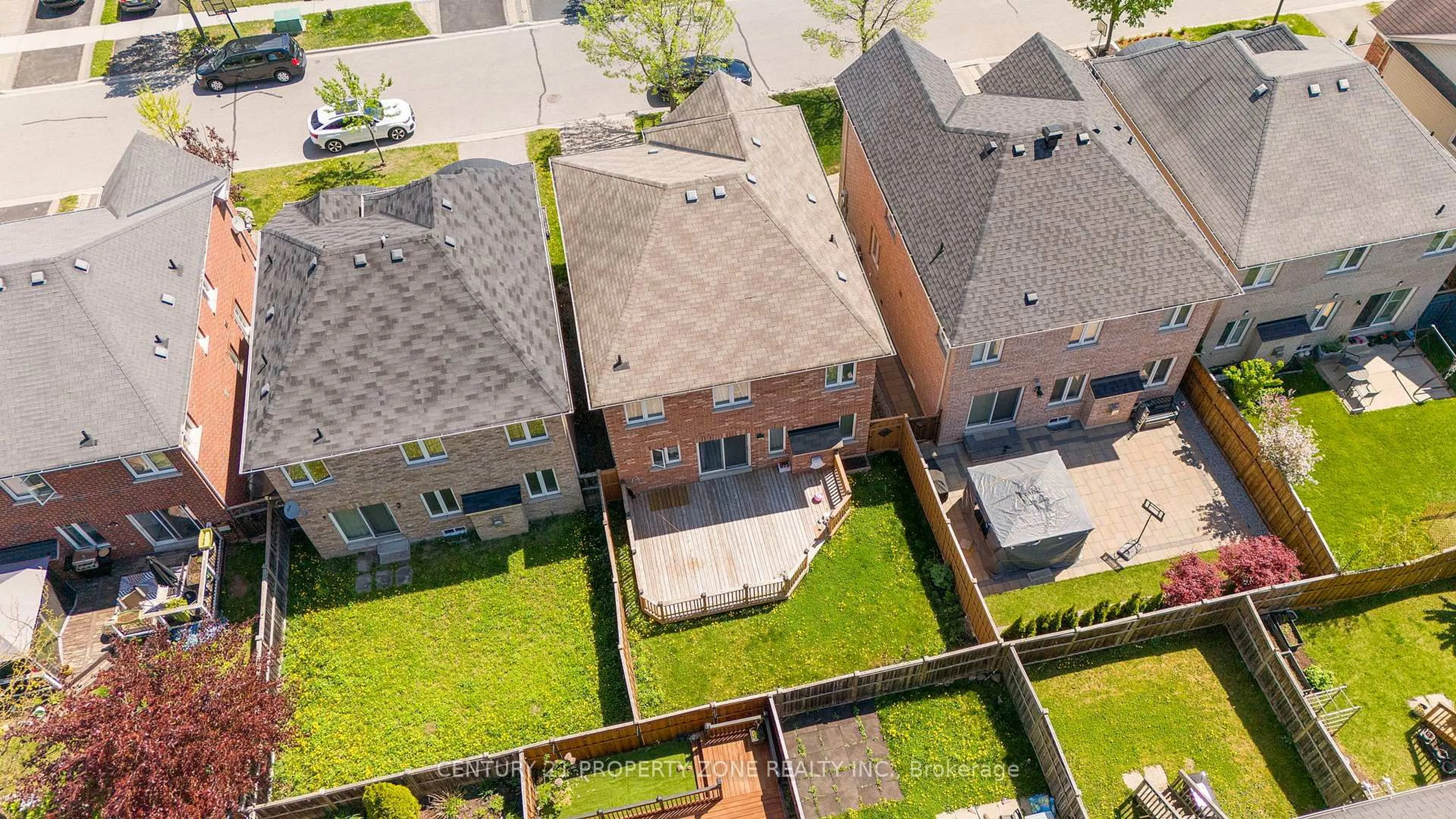 A pic from outside/outdoor area/front of a property/back of a property/a pic from drone, city buildings view from balcony for 16 Watersplace Ave, Ajax Ontario L1Z 0H5