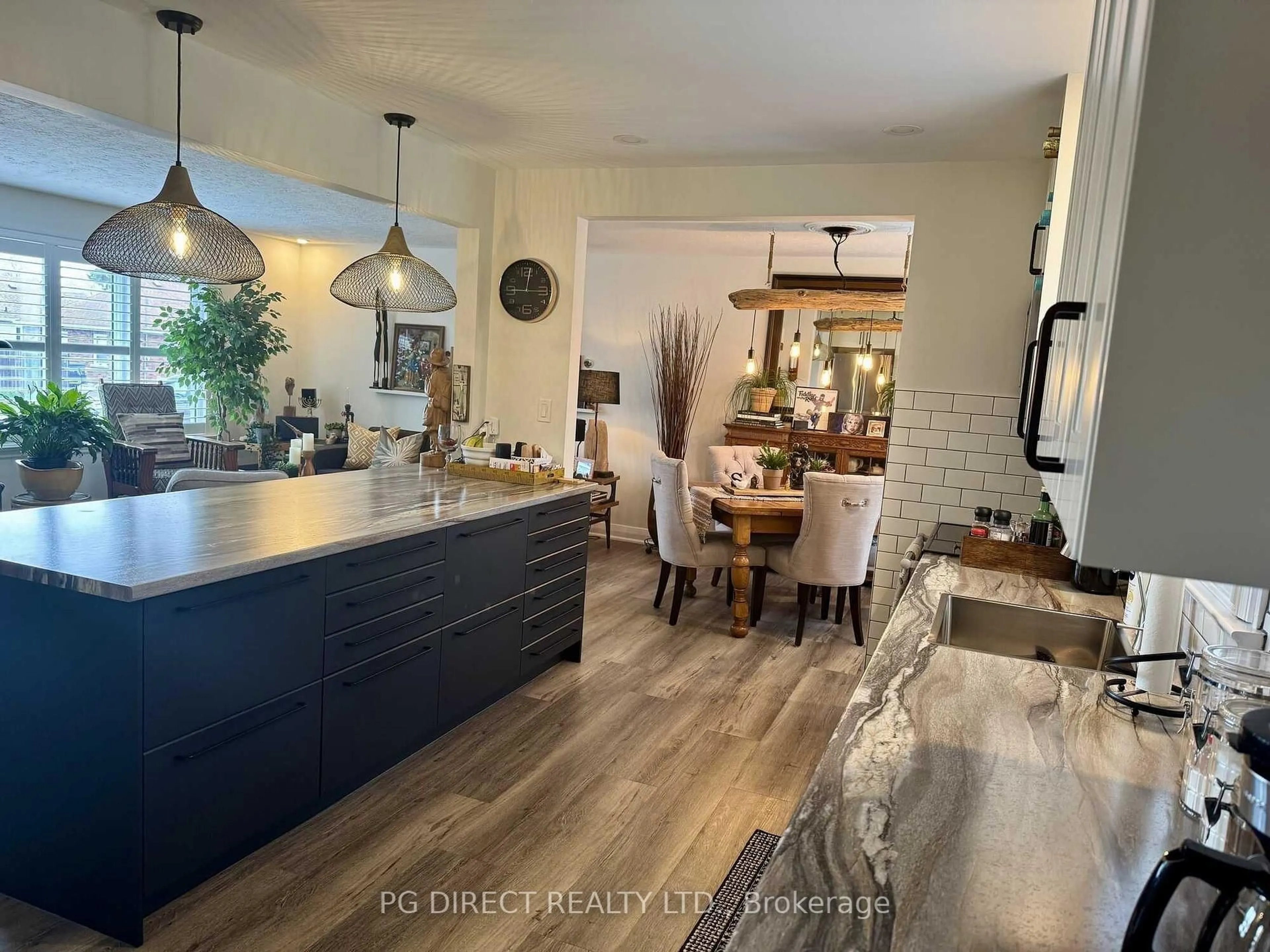 Open concept kitchen, unknown for 421 Ridgeway Ave, Oshawa Ontario L1J 2V8