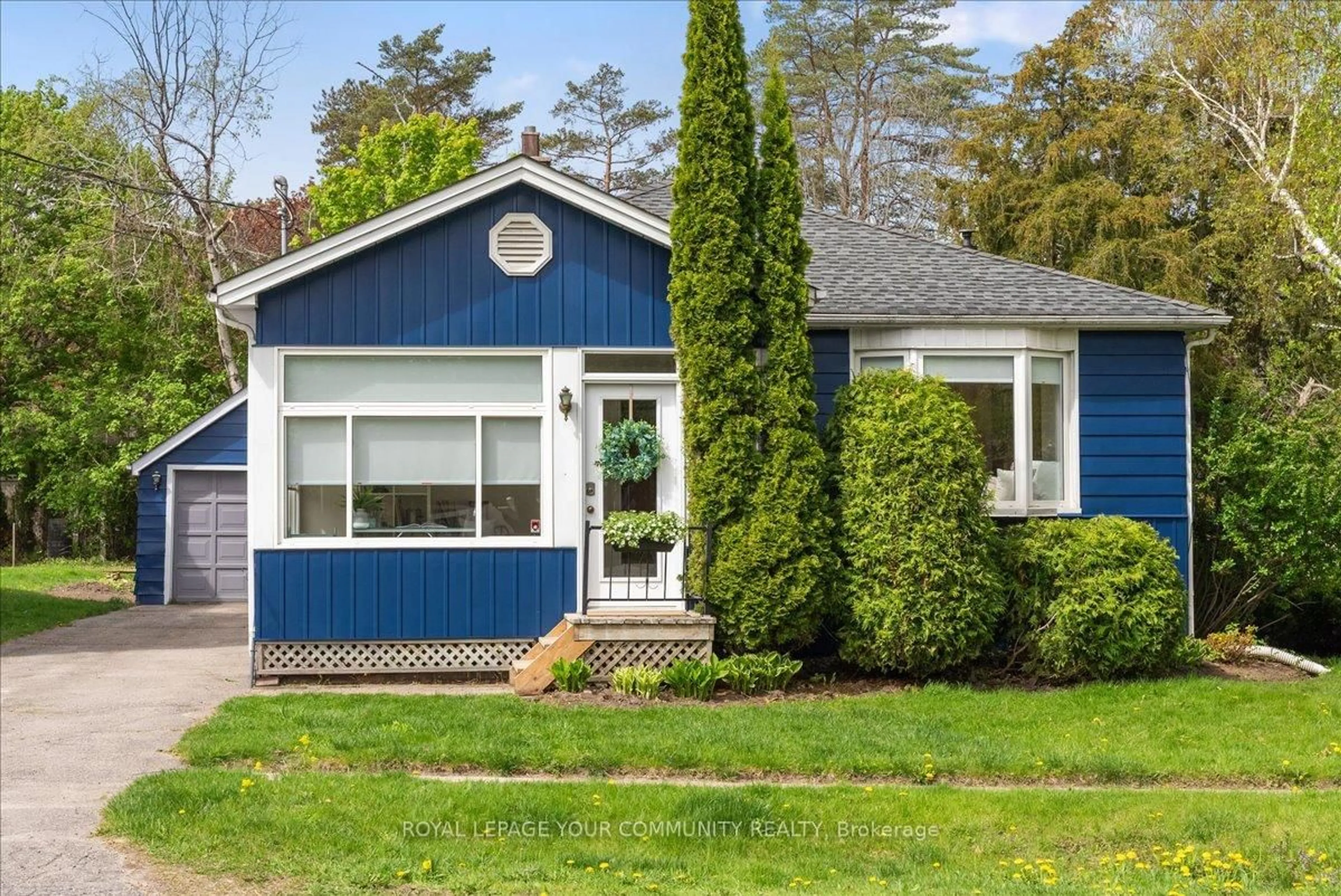 Home with vinyl exterior material, street for 236 John St, Scugog Ontario L9L 1B7