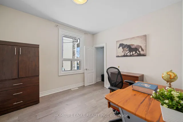 Additional property image - 82 Haslam St