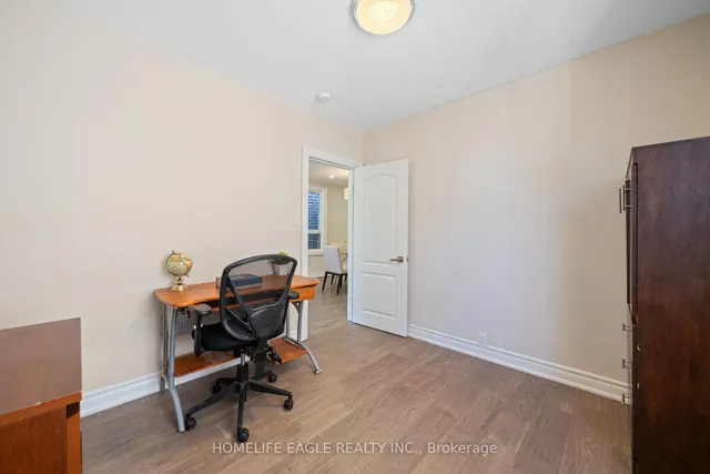 Additional property image - 82 Haslam St