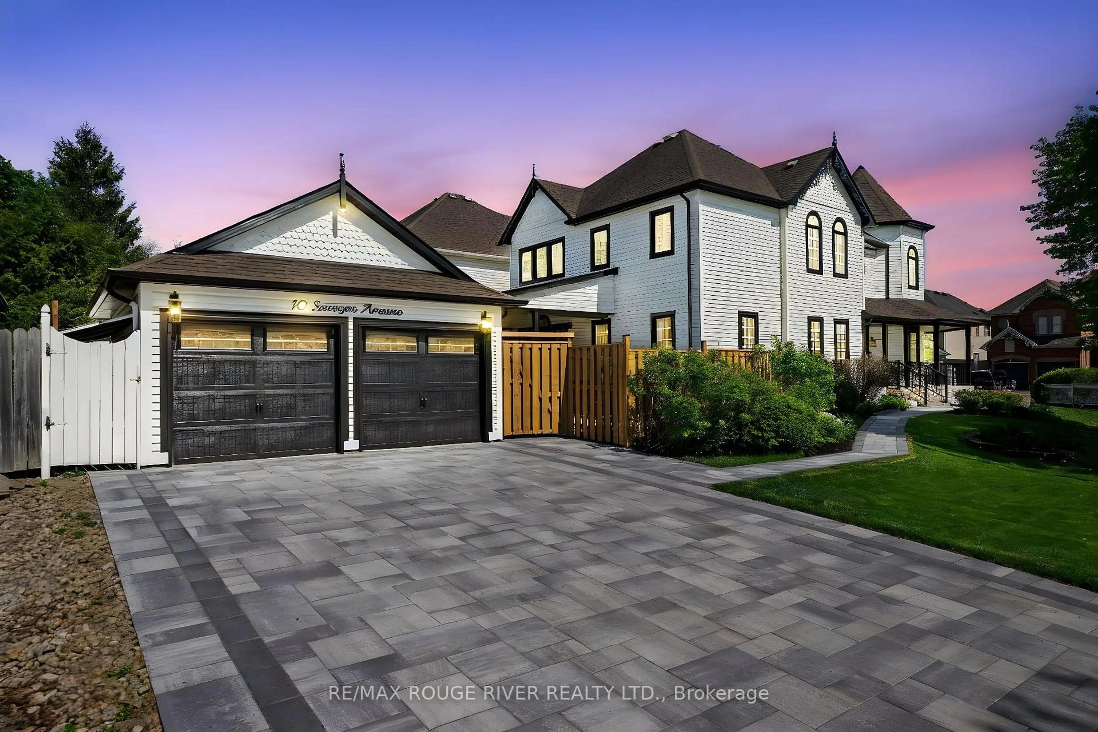 Unknown for 10 Sawyer Ave, Whitby Ontario L1M 1C7