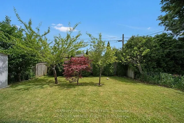 Additional property image - 90 Deanvar Ave