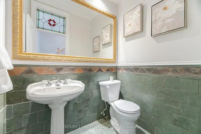 Additional property image - 135 Glenmount Park Rd