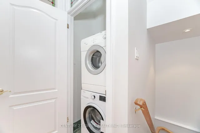 Additional property image - 135 Glenmount Park Rd