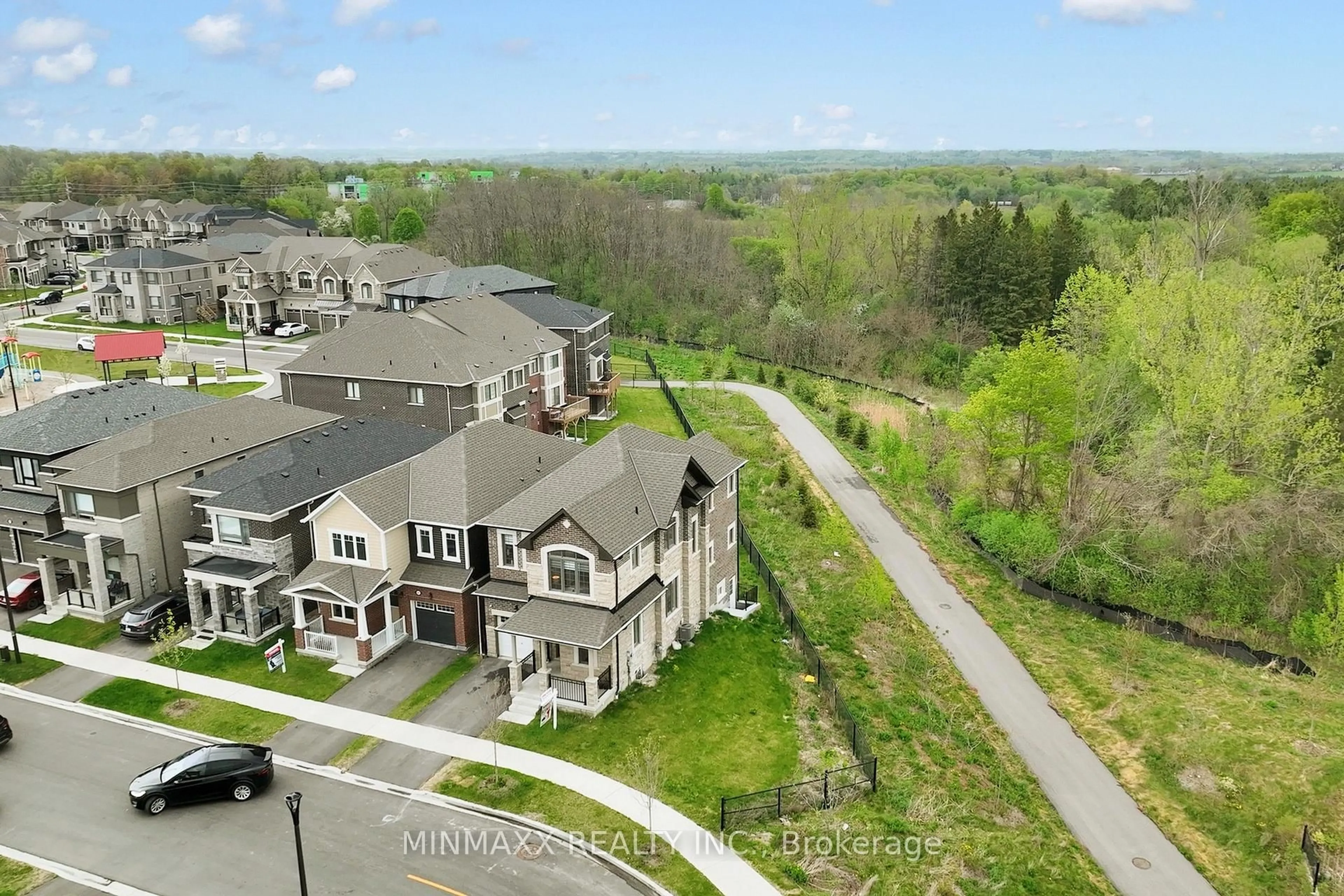 A pic from outside/outdoor area/front of a property/back of a property/a pic from drone, mountain view for 3050 Hollyberry Tr, Pickering Ontario L1X 0N5