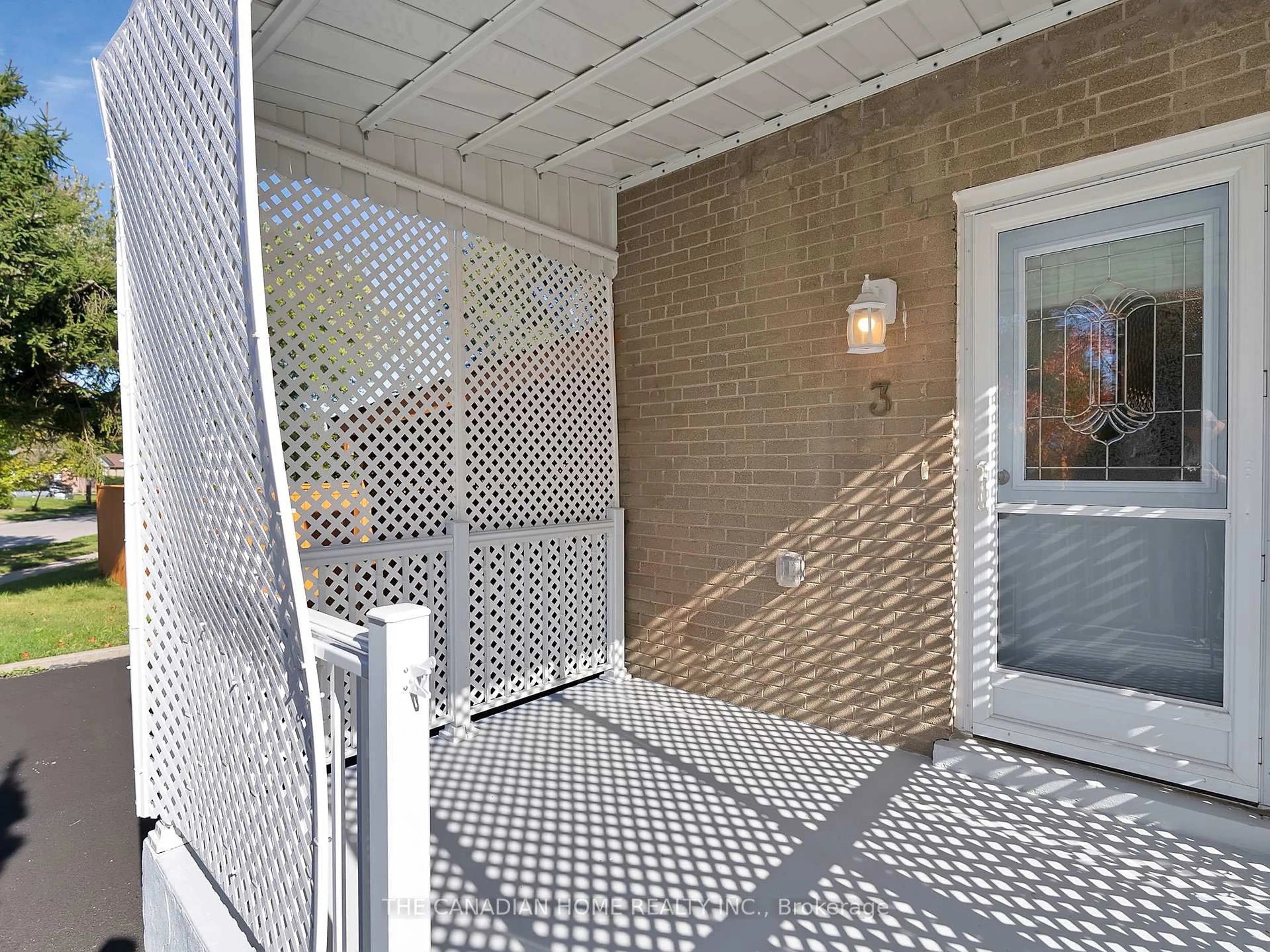 Patio, street for 3 Shier Dr, Toronto Ontario M1J 2T1