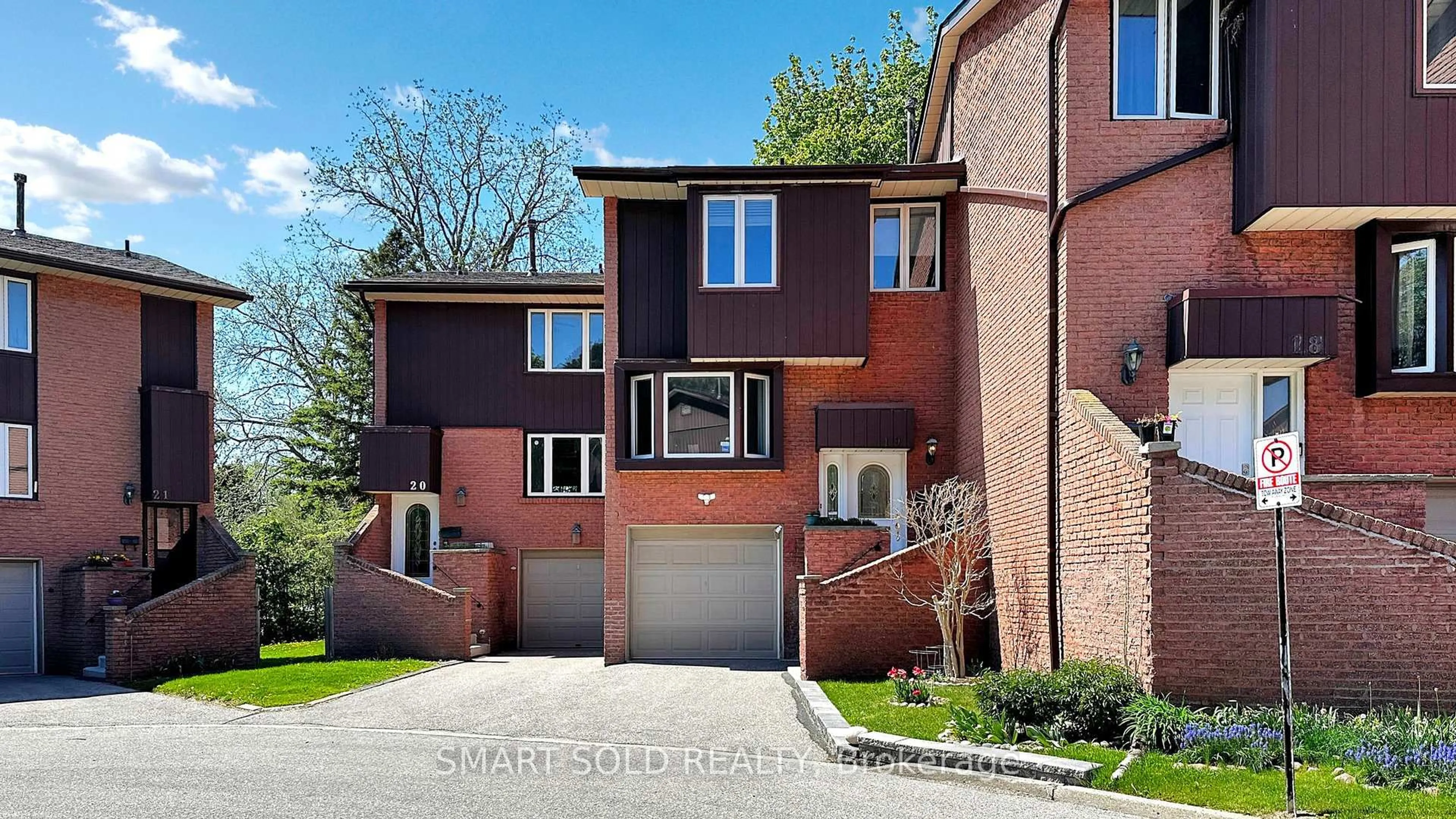 Home with brick exterior material, street for 2606 Midland Ave #19, Toronto Ontario M1S 1R5