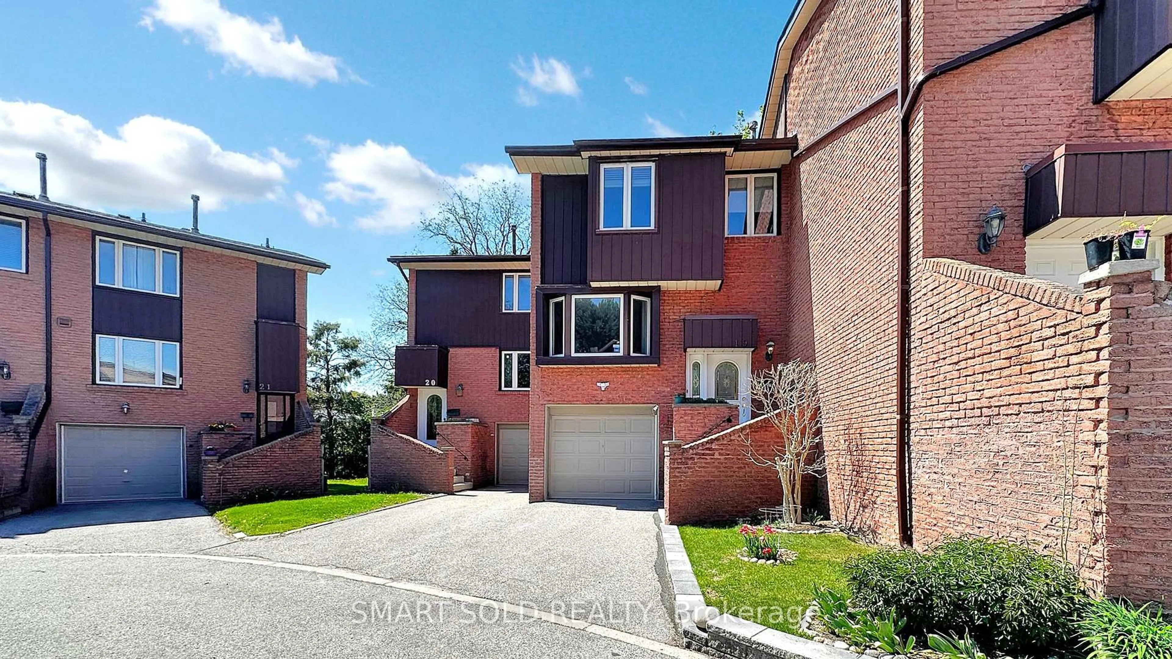 Home with brick exterior material, street for 2606 Midland Ave #19, Toronto Ontario M1S 1R5