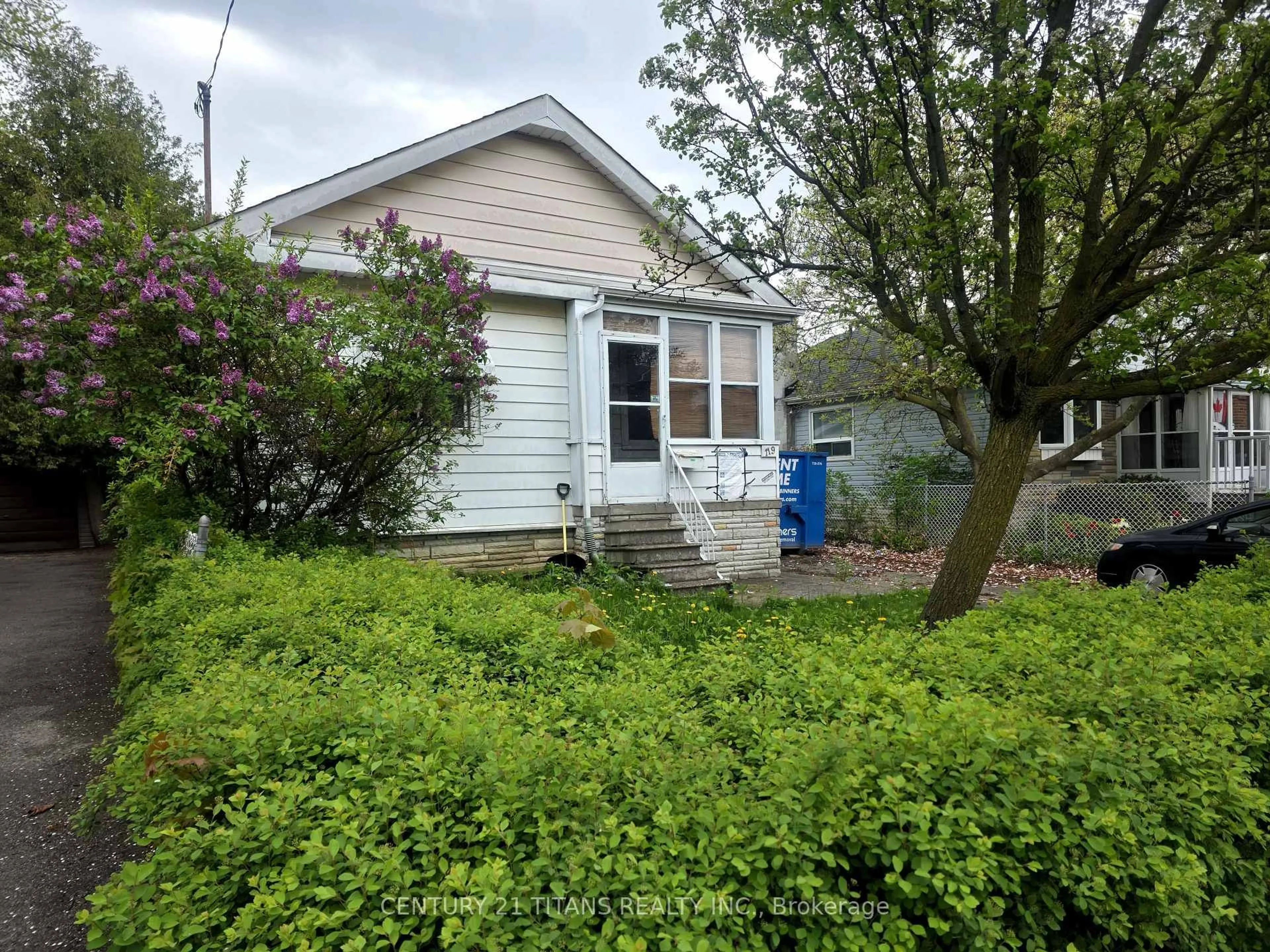 Shed for 119 Heale Ave, Toronto Ontario M1N 3Y2