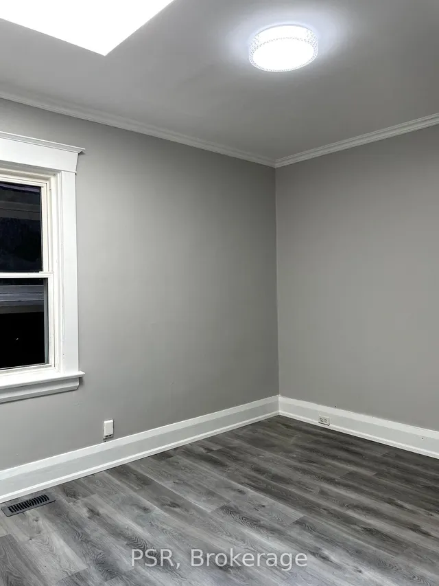 Additional property image - 377 Strathmore Blvd