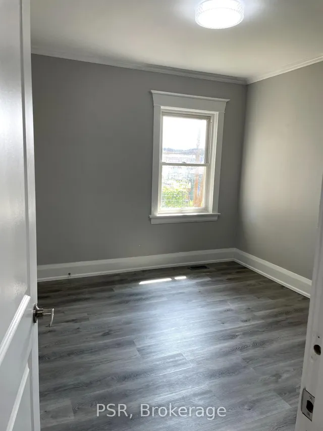 Additional property image - 377 Strathmore Blvd