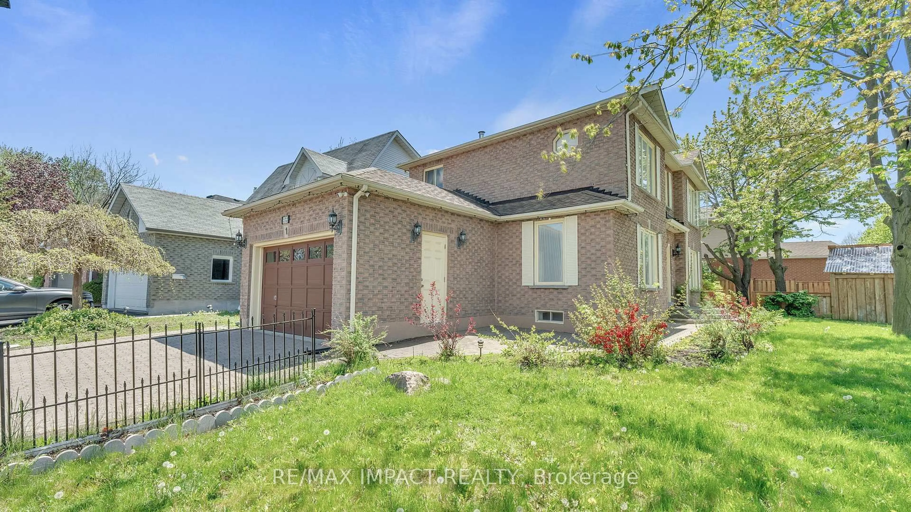 Home with brick exterior material, street for 1 Beechnut Cres, Clarington Ontario L1E 1Y5