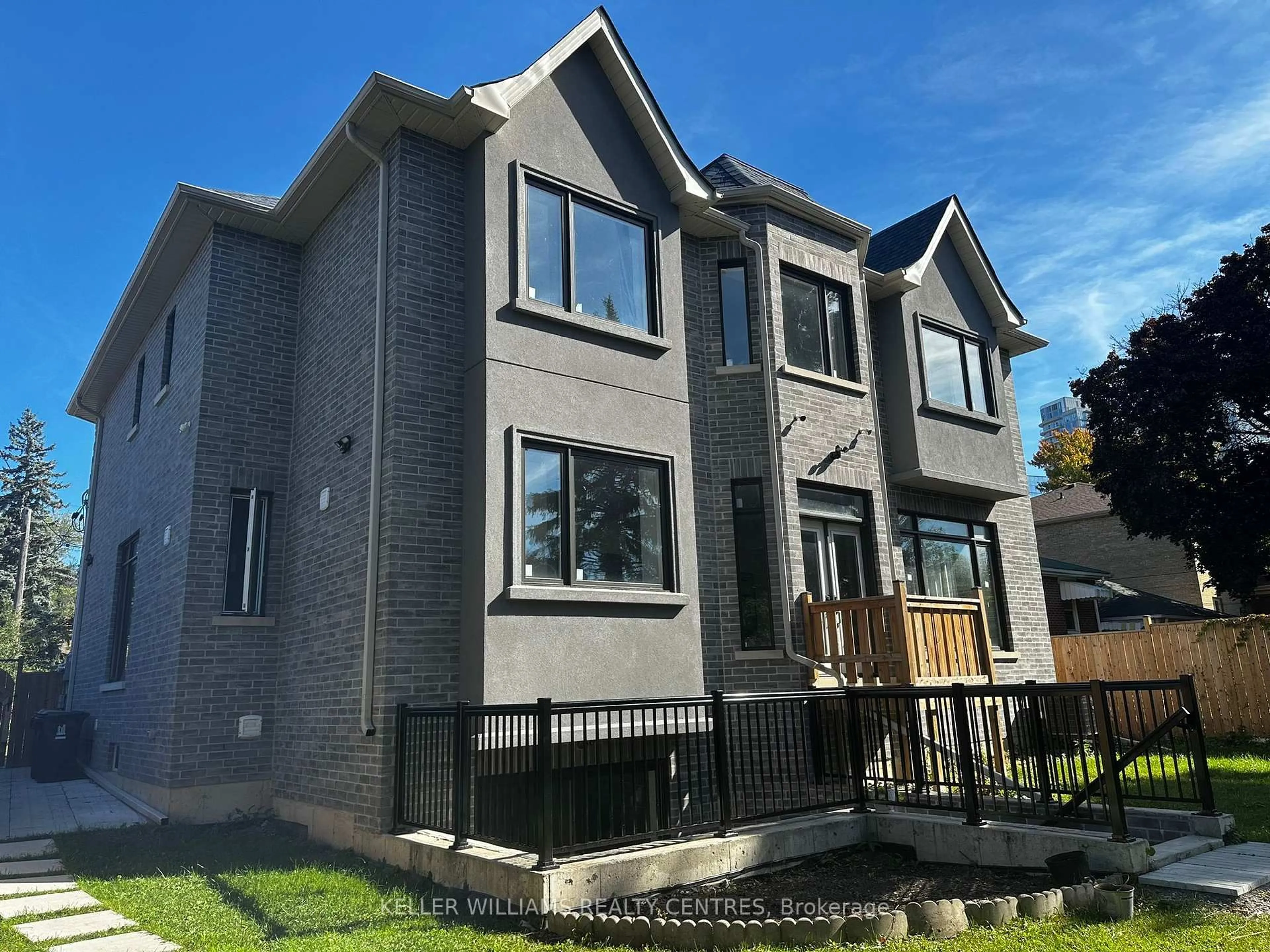 Home with brick exterior material, street for 121 Earlton Rd, Toronto Ontario M1T 2R8