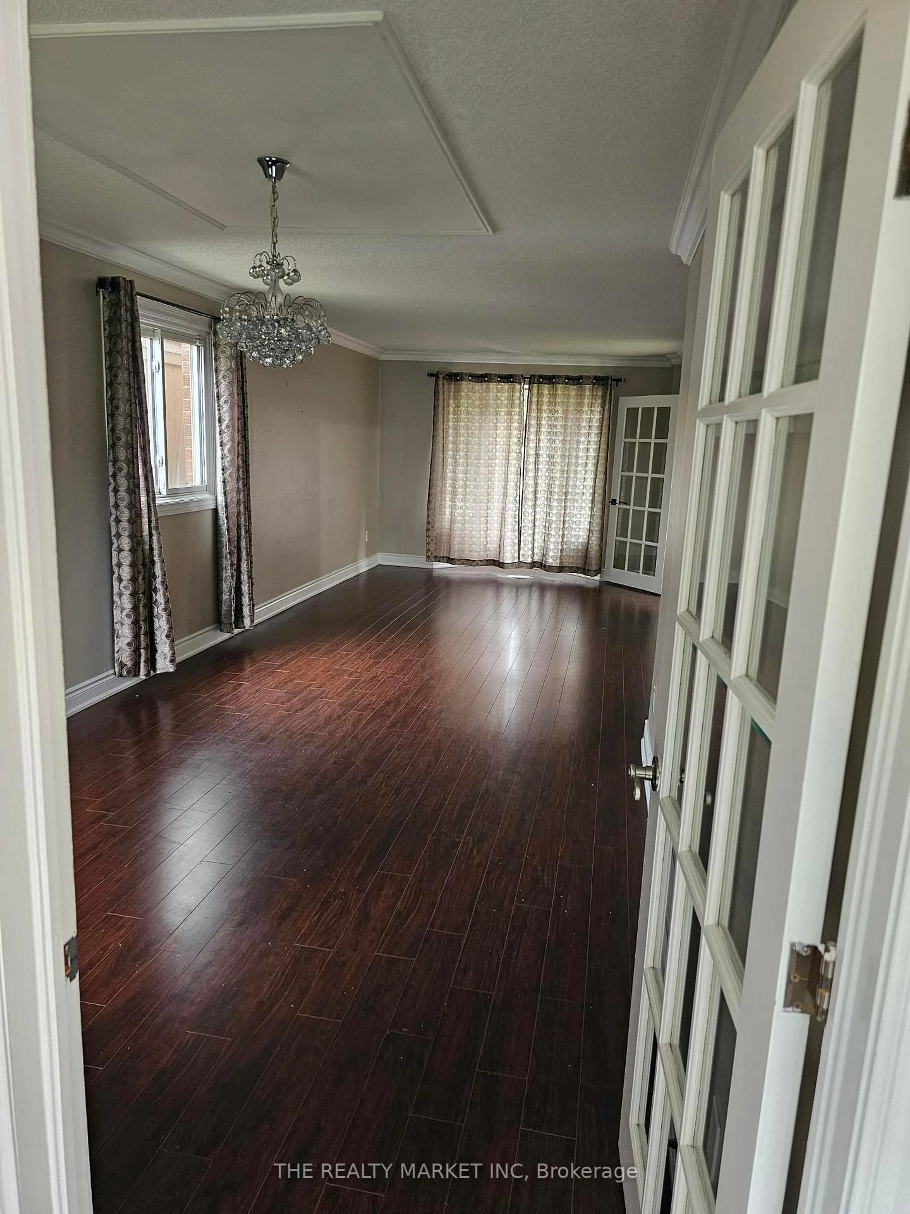A pic of a room for 102 William Stephenson Dr, Whitby Ontario L1N 8T1