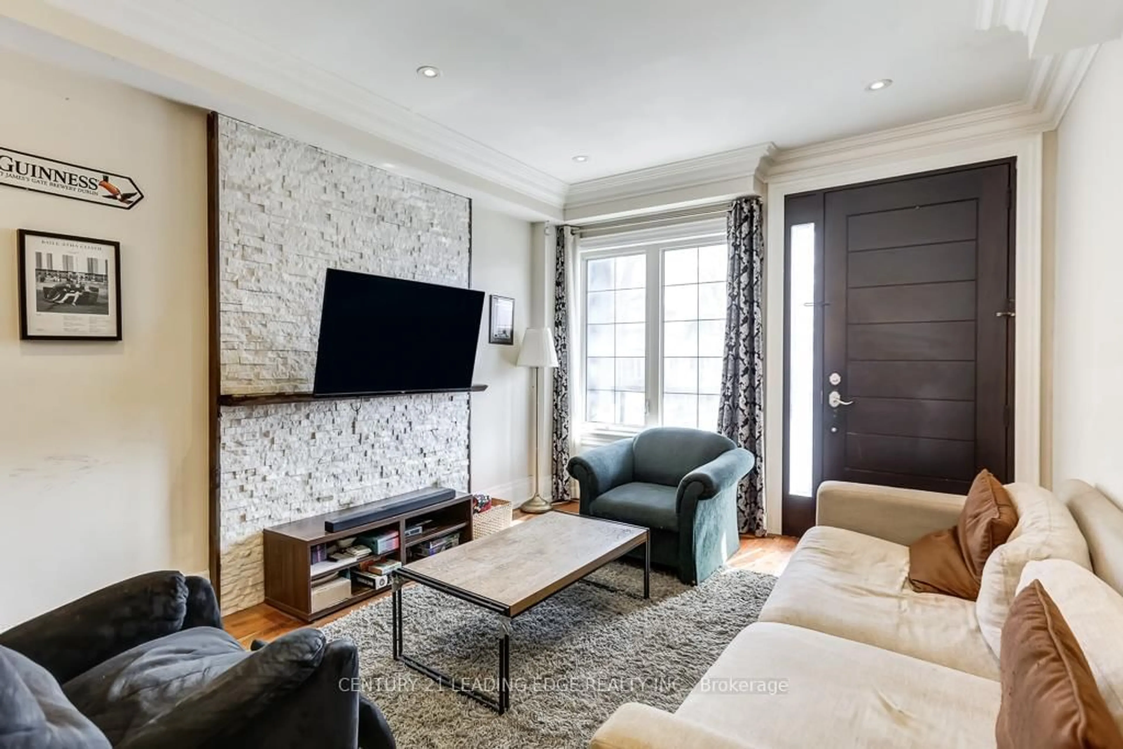 Living room with furniture, unknown for 140 Gowan Ave, Toronto Ontario M4J 2K6