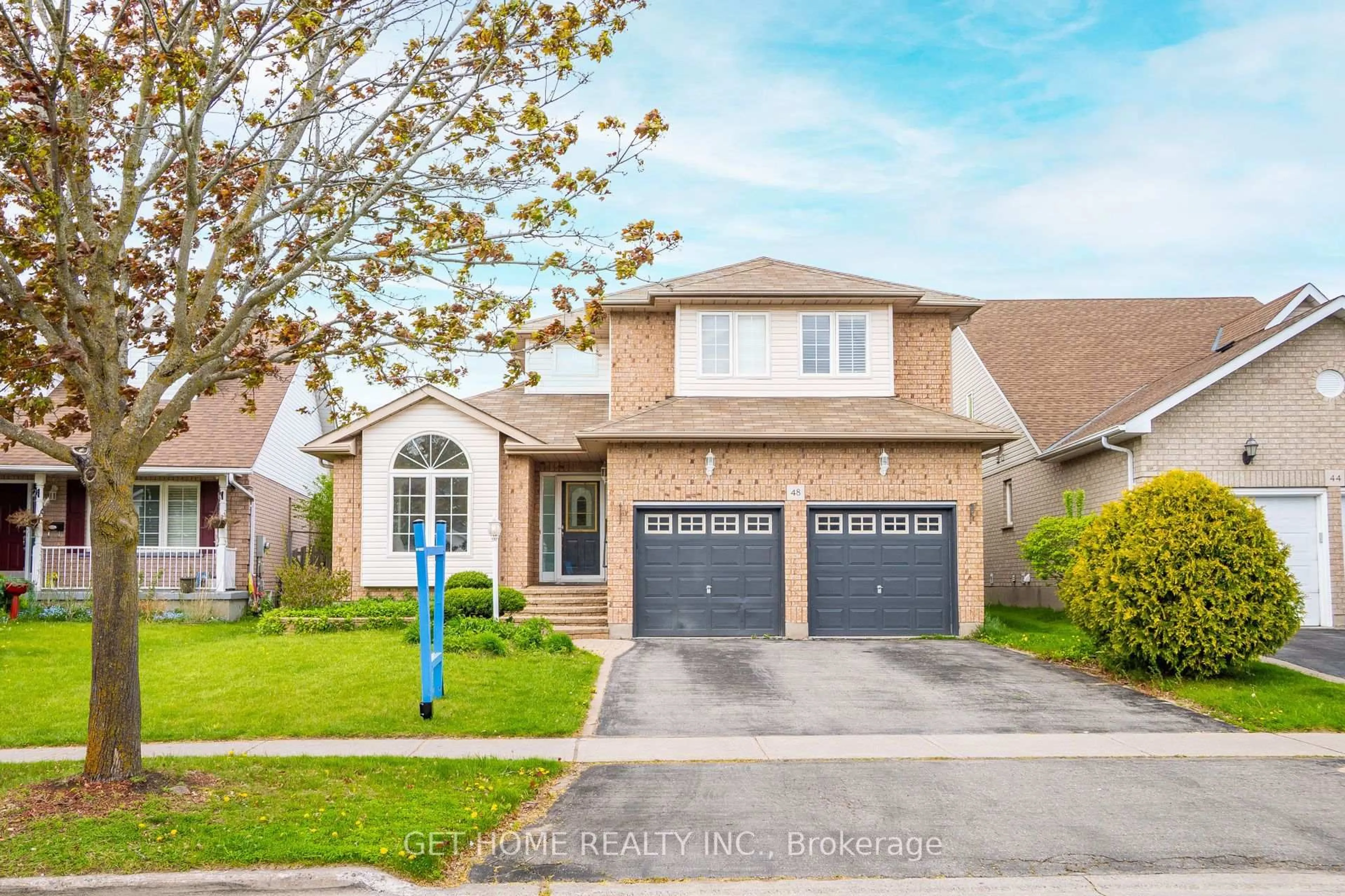 Home with brick exterior material, street for 48 Niagara Dr, Oshawa Ontario L1G 8A5