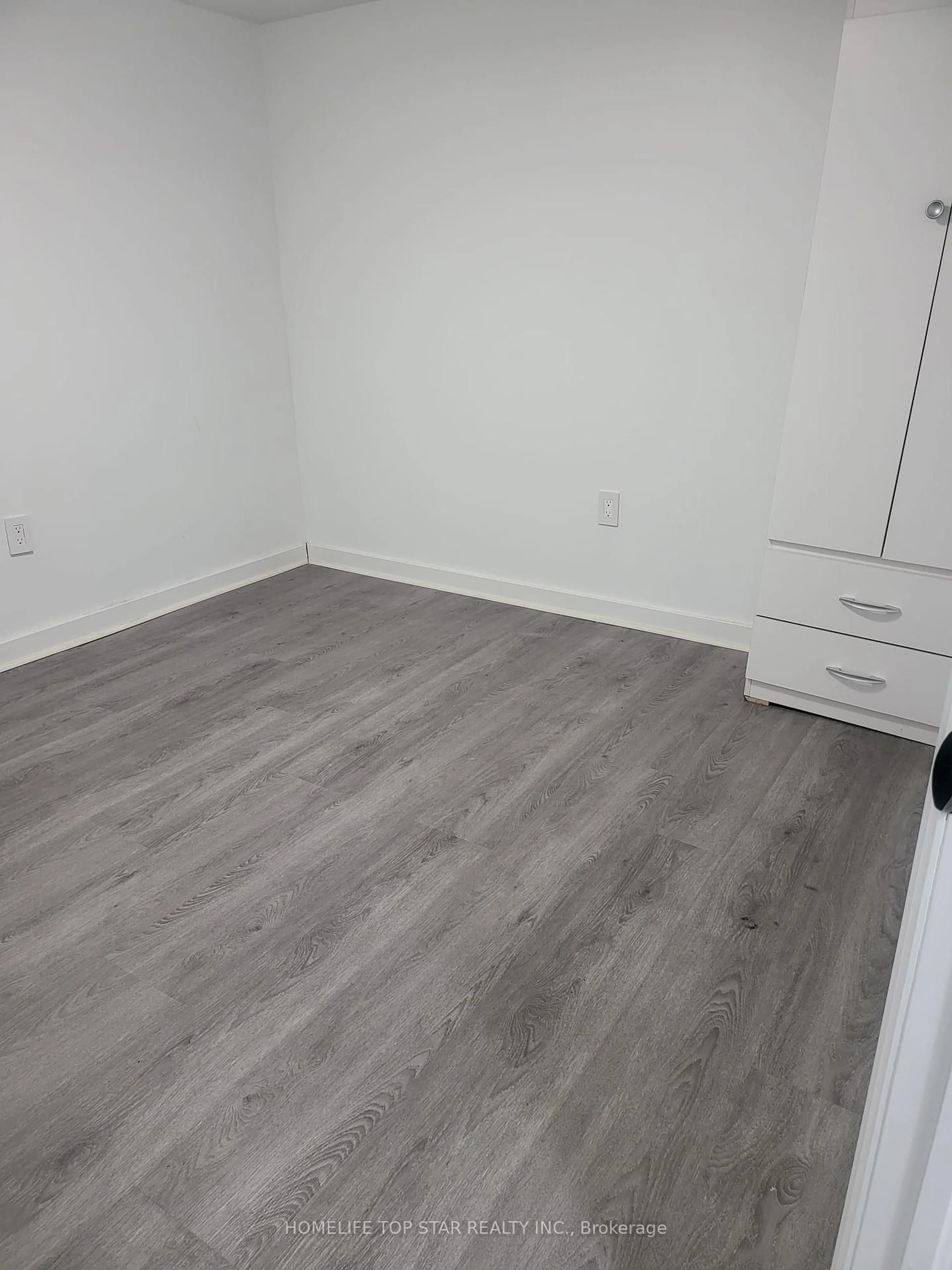 A pic of a room for 68 Sunnypoint Cres, Toronto Ontario M1M 1B9