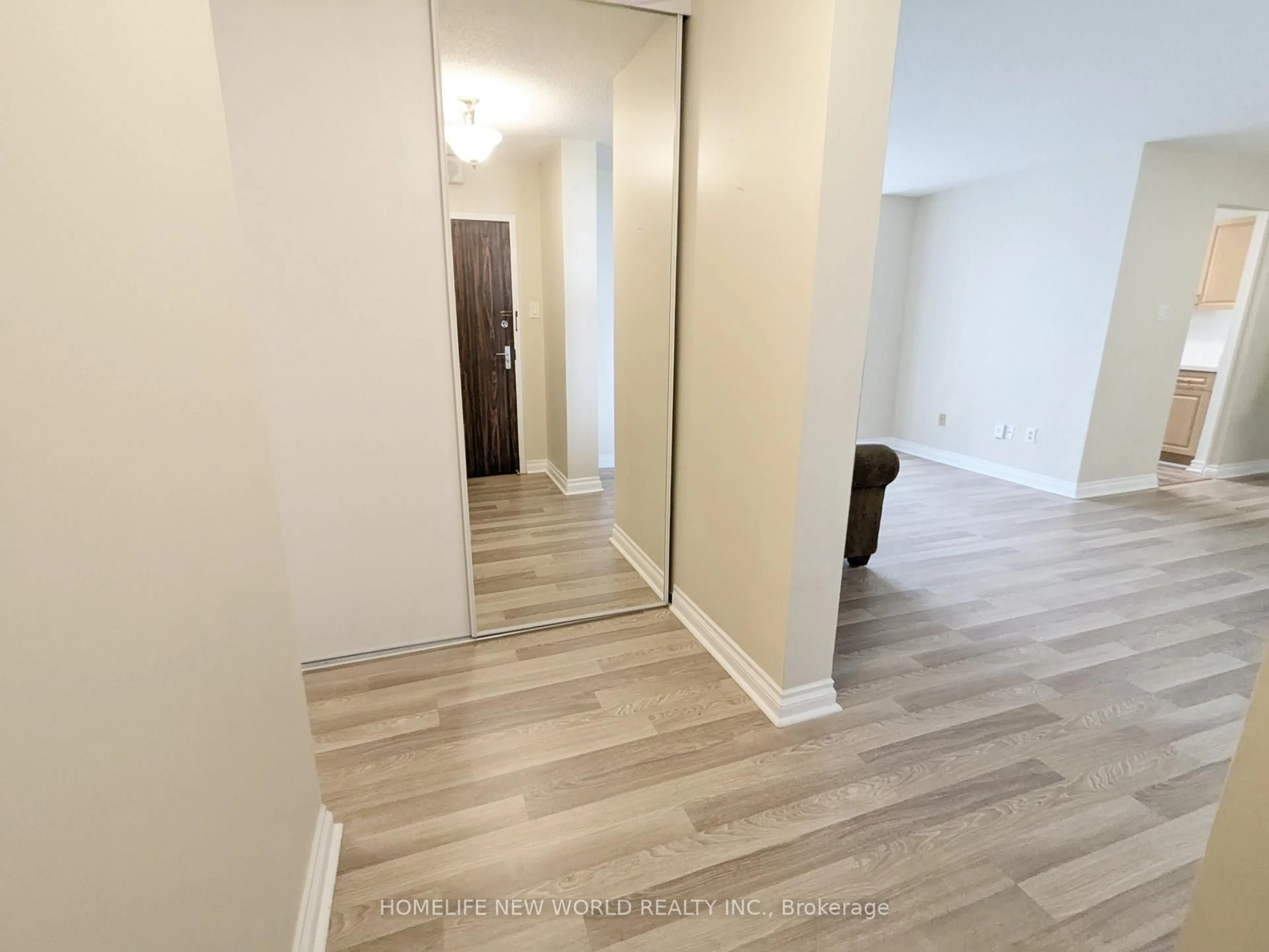 Indoor entryway for 44 Falby Crt #1609, Ajax Ontario L1S 3L1