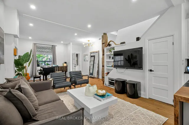 Additional property image - 143 Parkmount Rd Rd