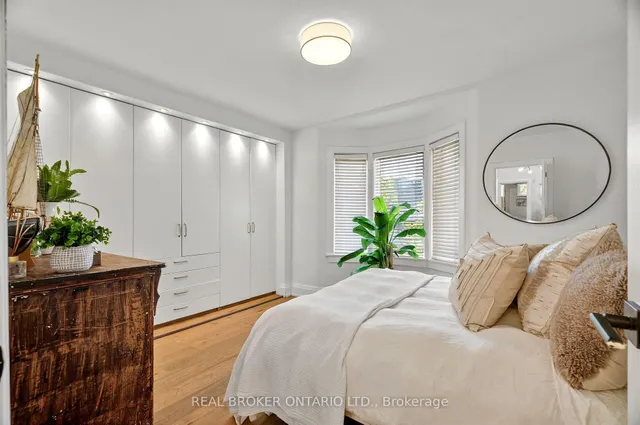 Additional property image - 143 Parkmount Rd Rd