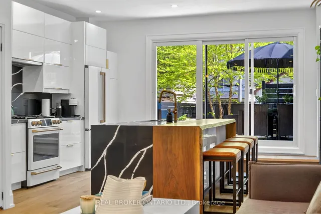 Additional property image - 143 Parkmount Rd Rd
