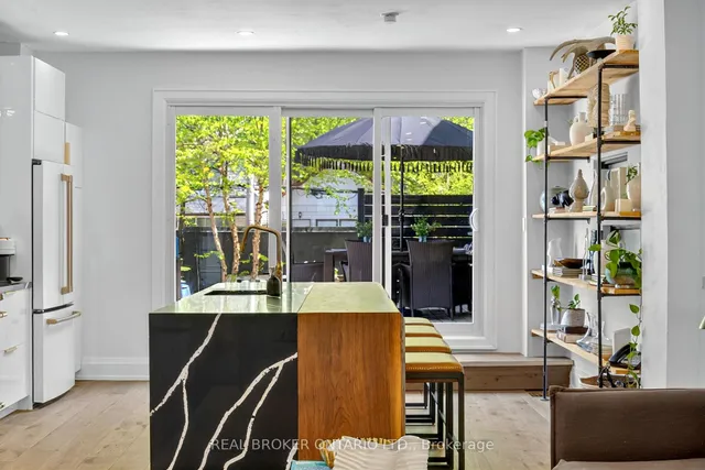Additional property image - 143 Parkmount Rd Rd