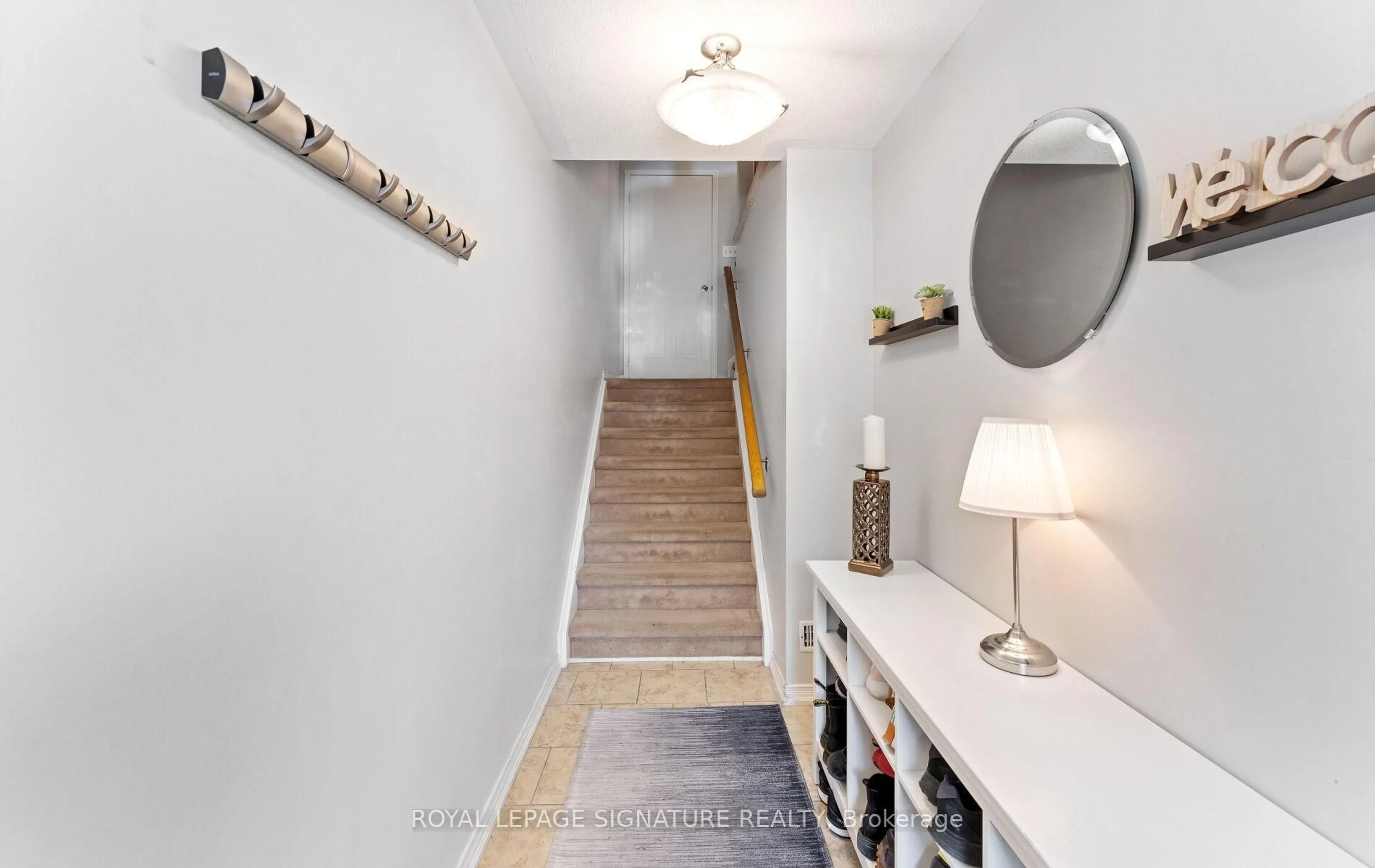 Indoor entryway for 7 Pennefather Lane, Ajax Ontario L1T 4H2