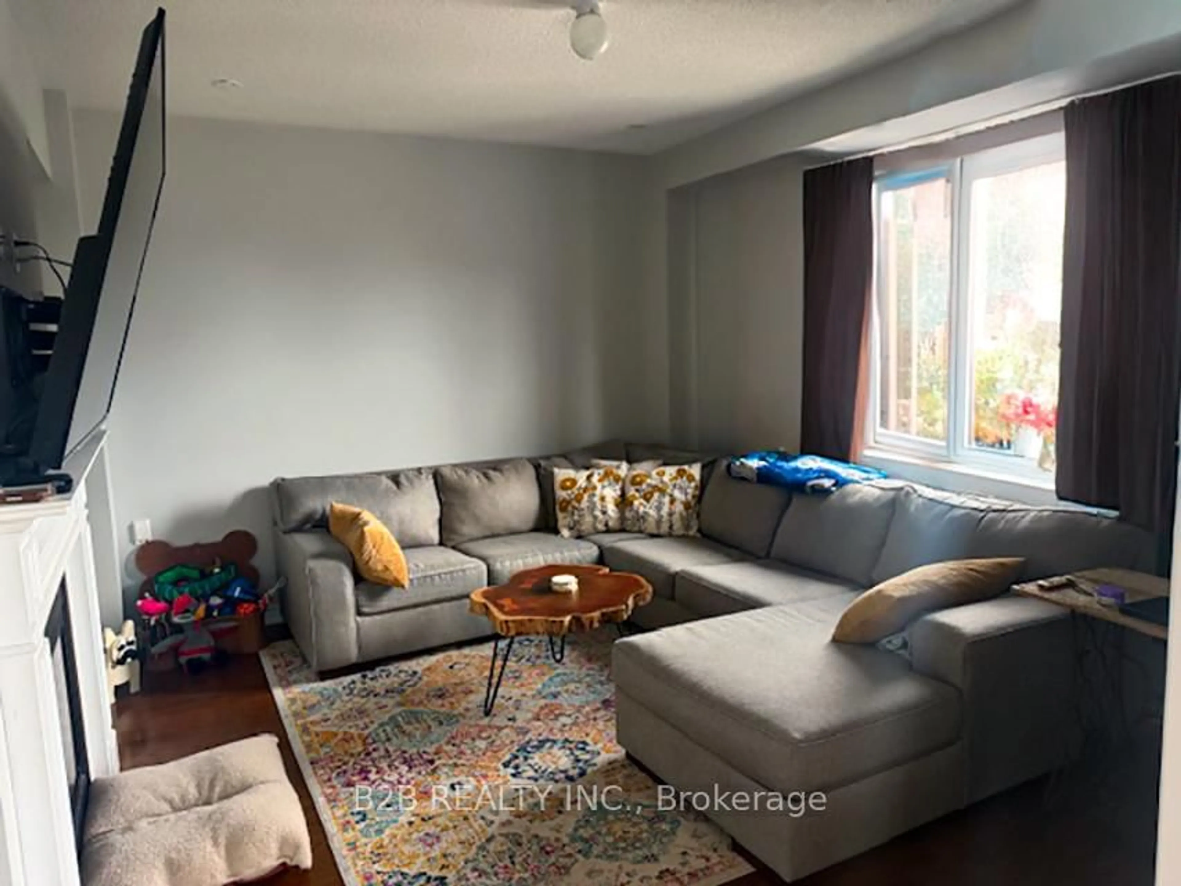 Living room with furniture, unknown for 11 Woolacott Lane, Clarington Ontario L1C 0J4