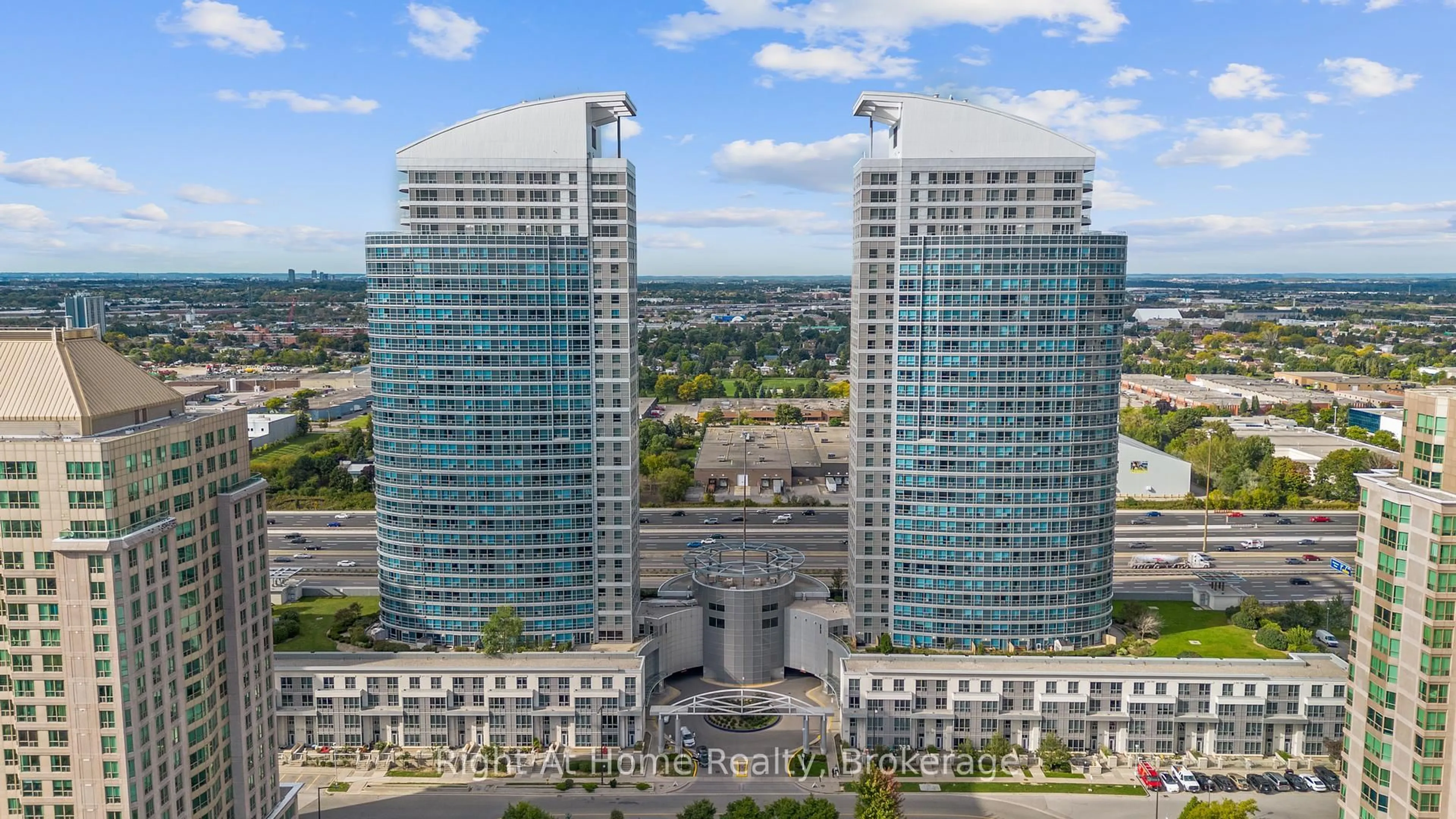 A pic from outside/outdoor area/front of a property/back of a property/a pic from drone, city buildings view from balcony for 36 Lee Centre Dr #1601, Toronto Ontario M1H 3K2