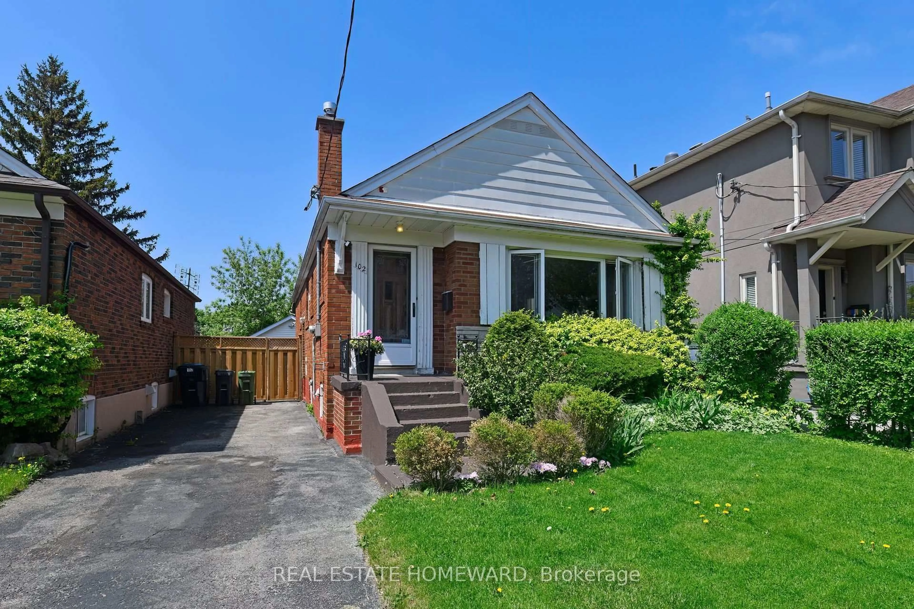 Unknown for 102 Cedarcrest Blvd, Toronto Ontario M4B 2P3