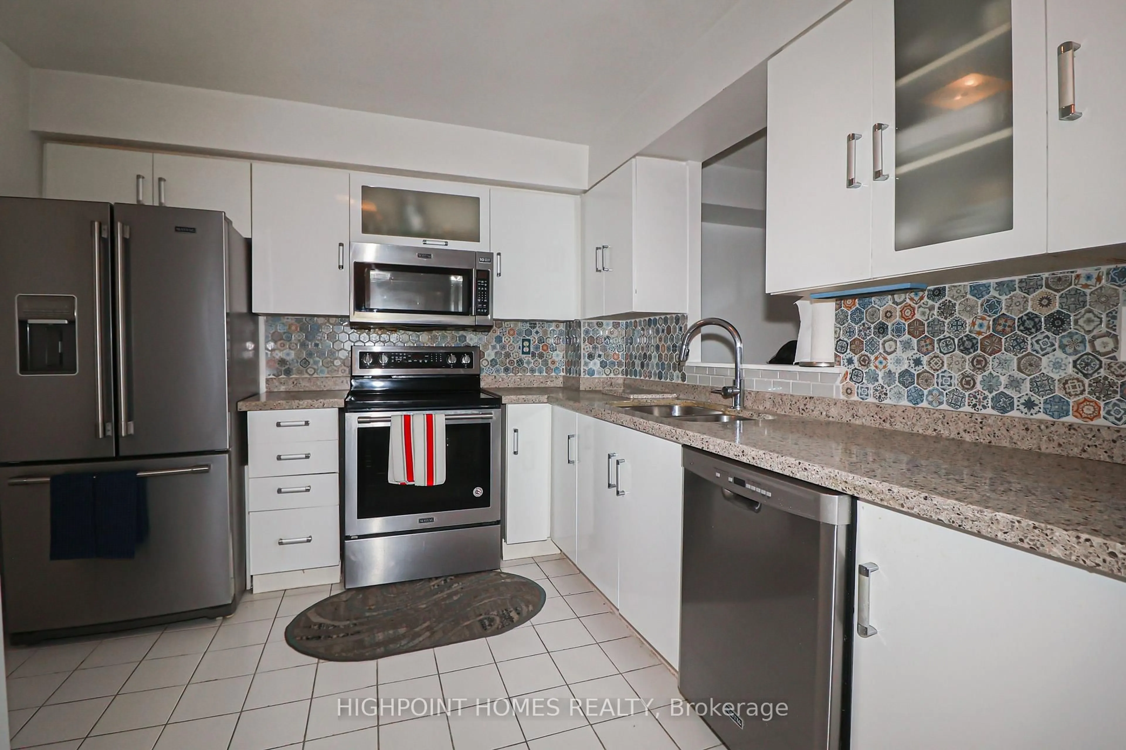 Standard kitchen, ceramic/tile floor for 410 Mclevin Ave #804, Toronto Ontario M1B 5J5