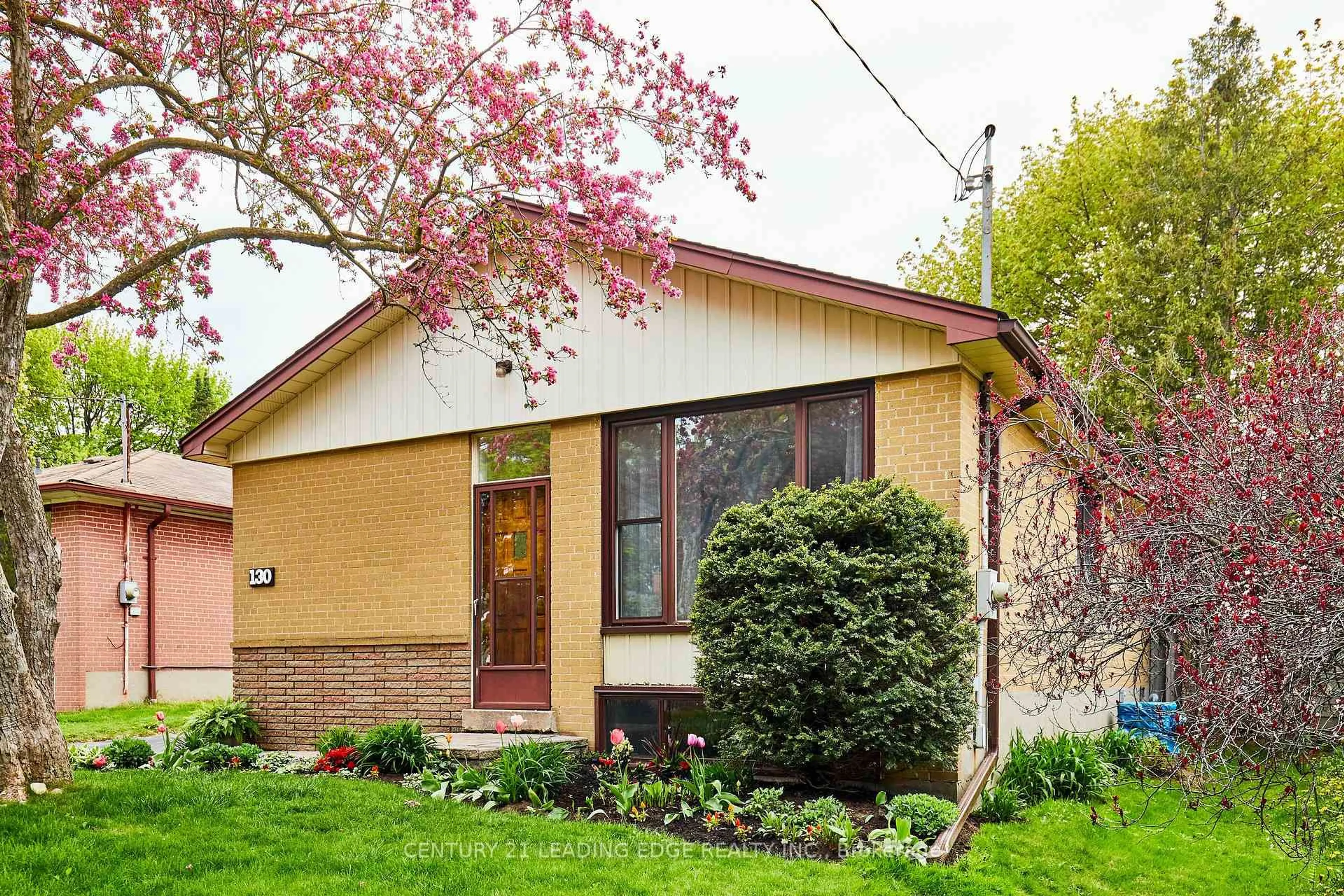 Home with brick exterior material, street for 130 Porchester Dr, Toronto Ontario M1J 2R7