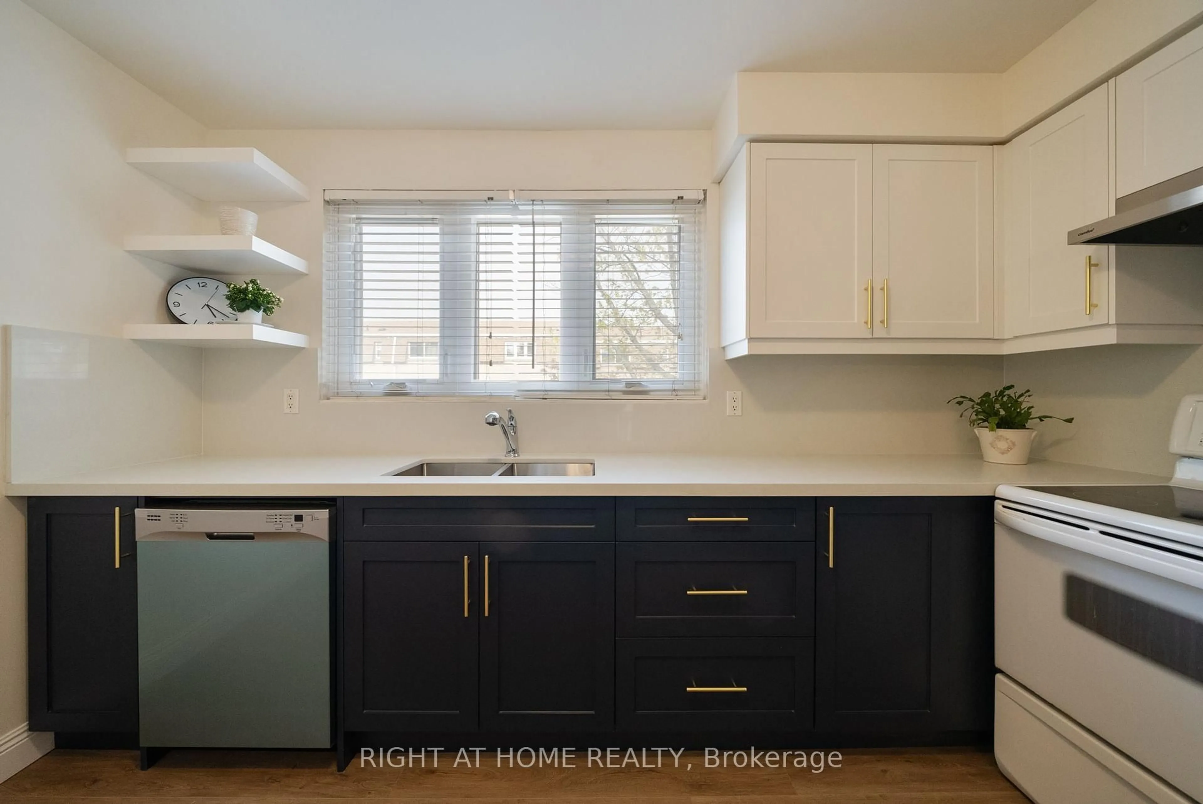 Contemporary kitchen, unknown for 121 Centennial Rd #81, Toronto Ontario M1C 1Z7