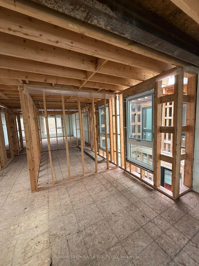 Additional property image - 42 August Ave