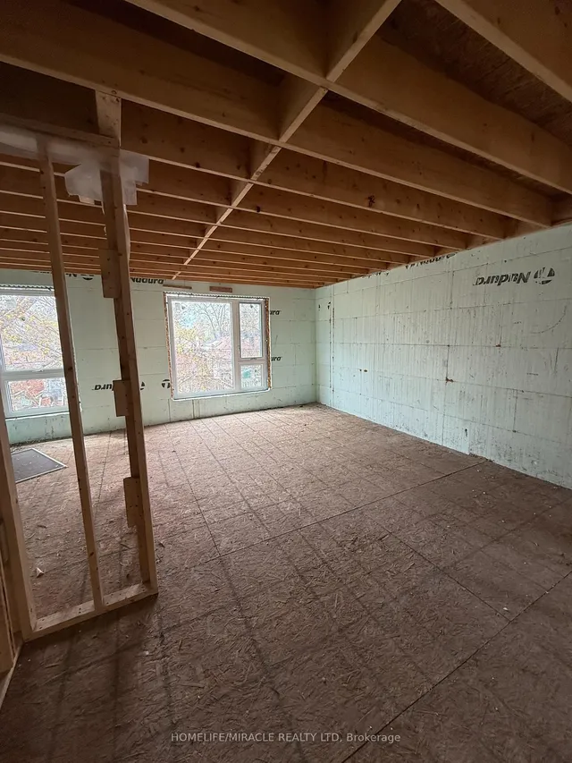 Additional property image - 42 August Ave