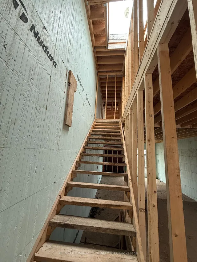 Additional property image - 42 August Ave