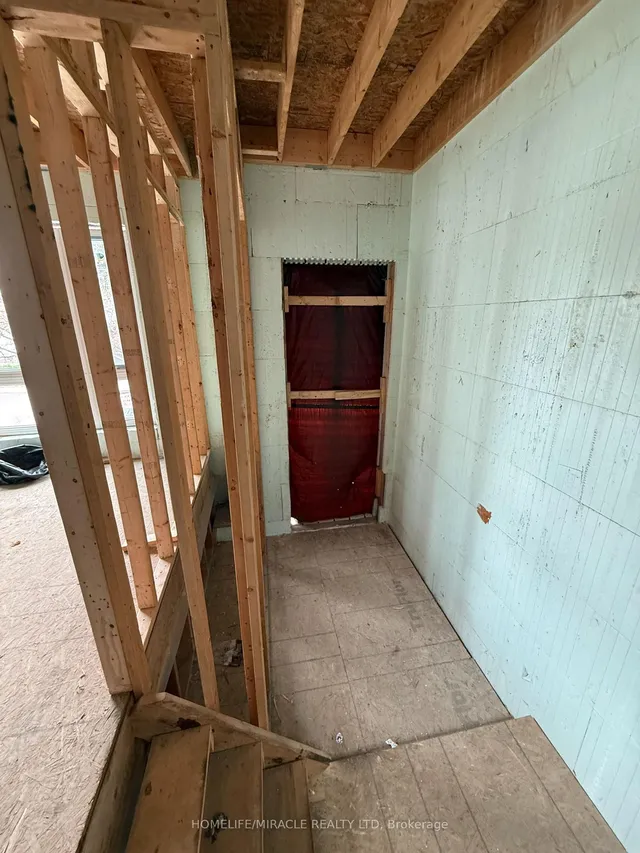 Additional property image - 42 August Ave