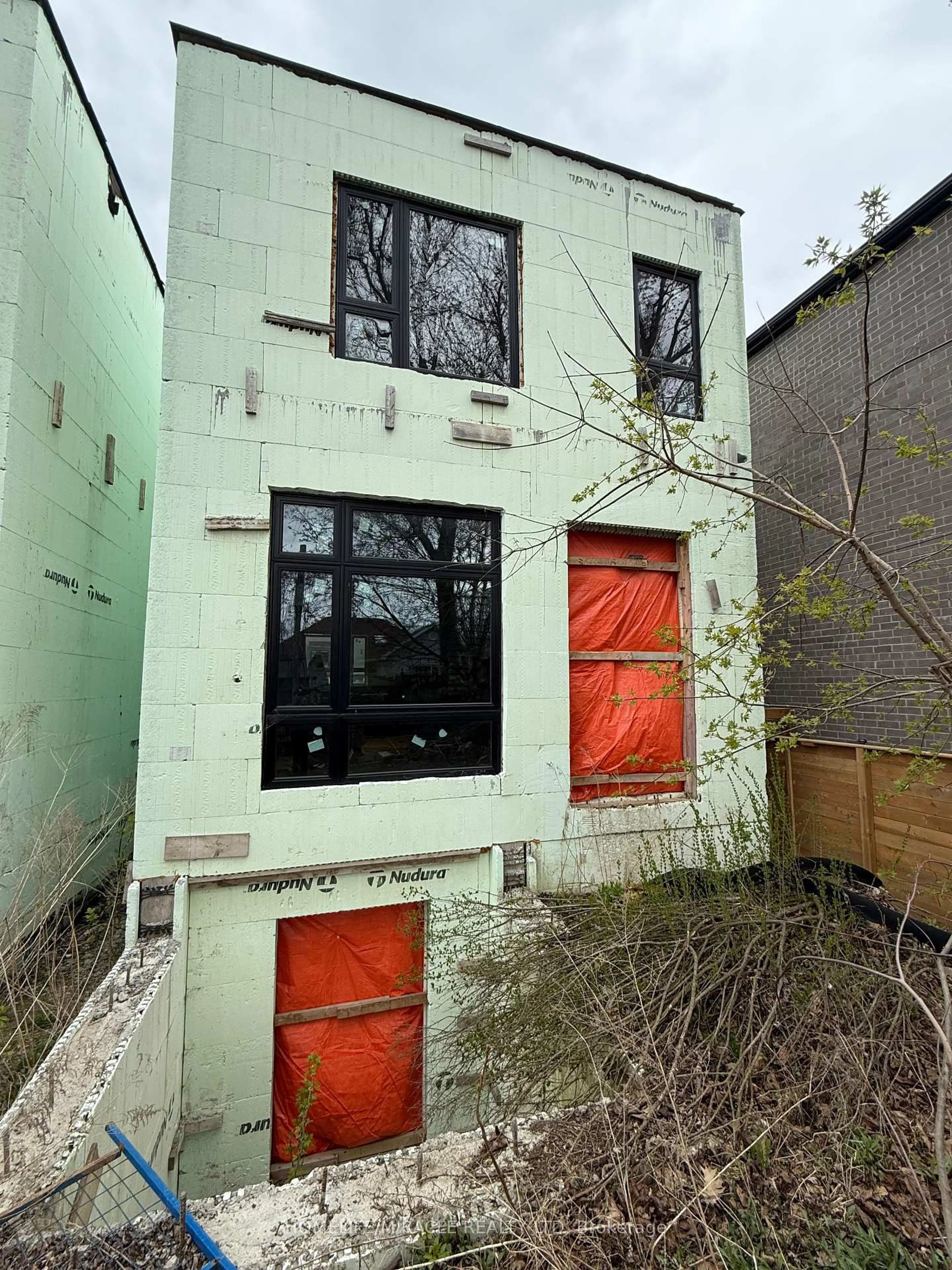 Home with brick exterior material, street for 40 August Ave, Toronto Ontario M1L 3M9