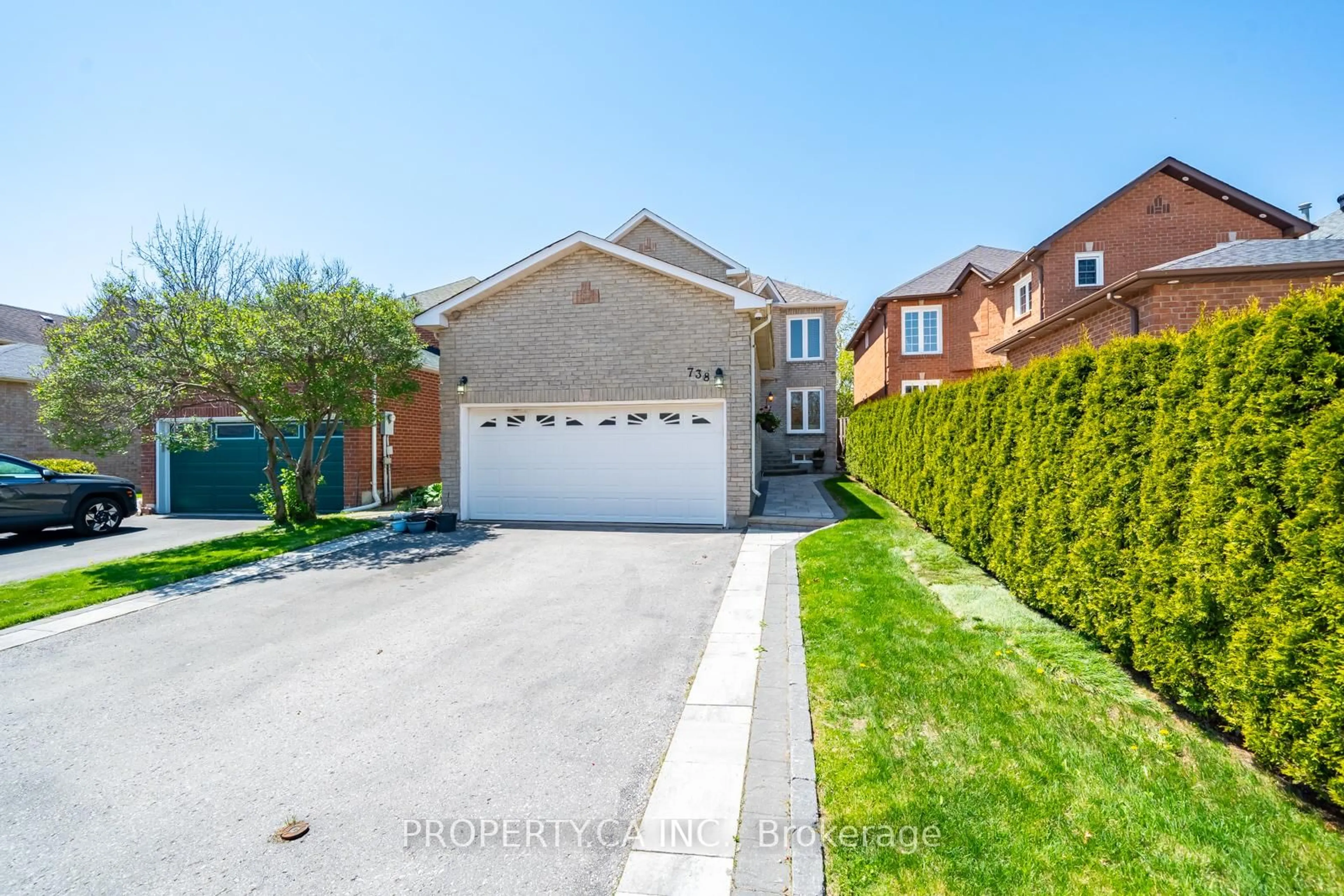 Home with brick exterior material, street for 738 Aspen Rd, Pickering Ontario L1V 4H2