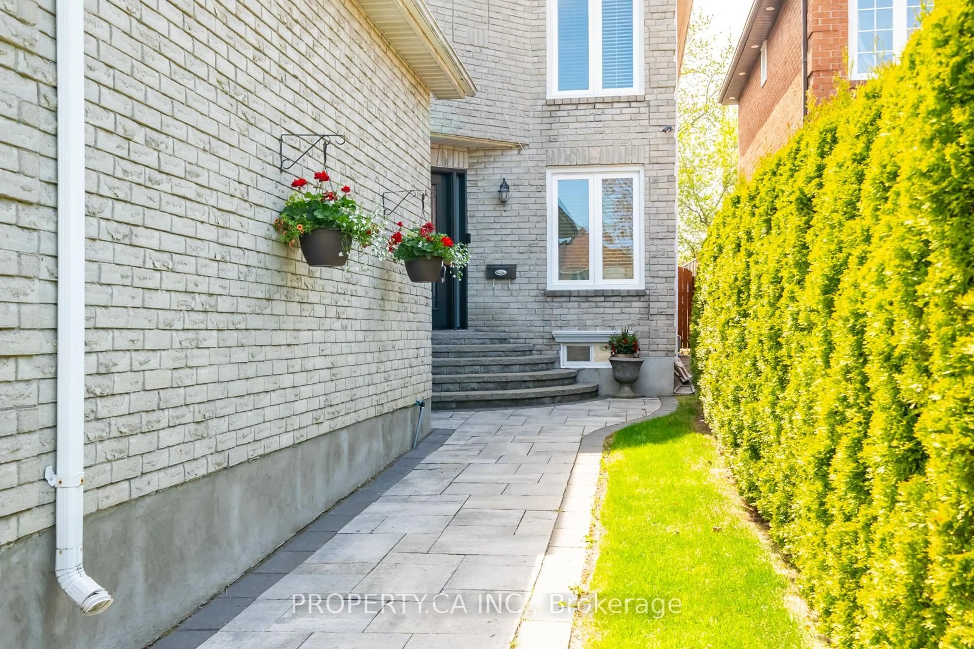 Home with brick exterior material, street for 738 Aspen Rd, Pickering Ontario L1V 4H2