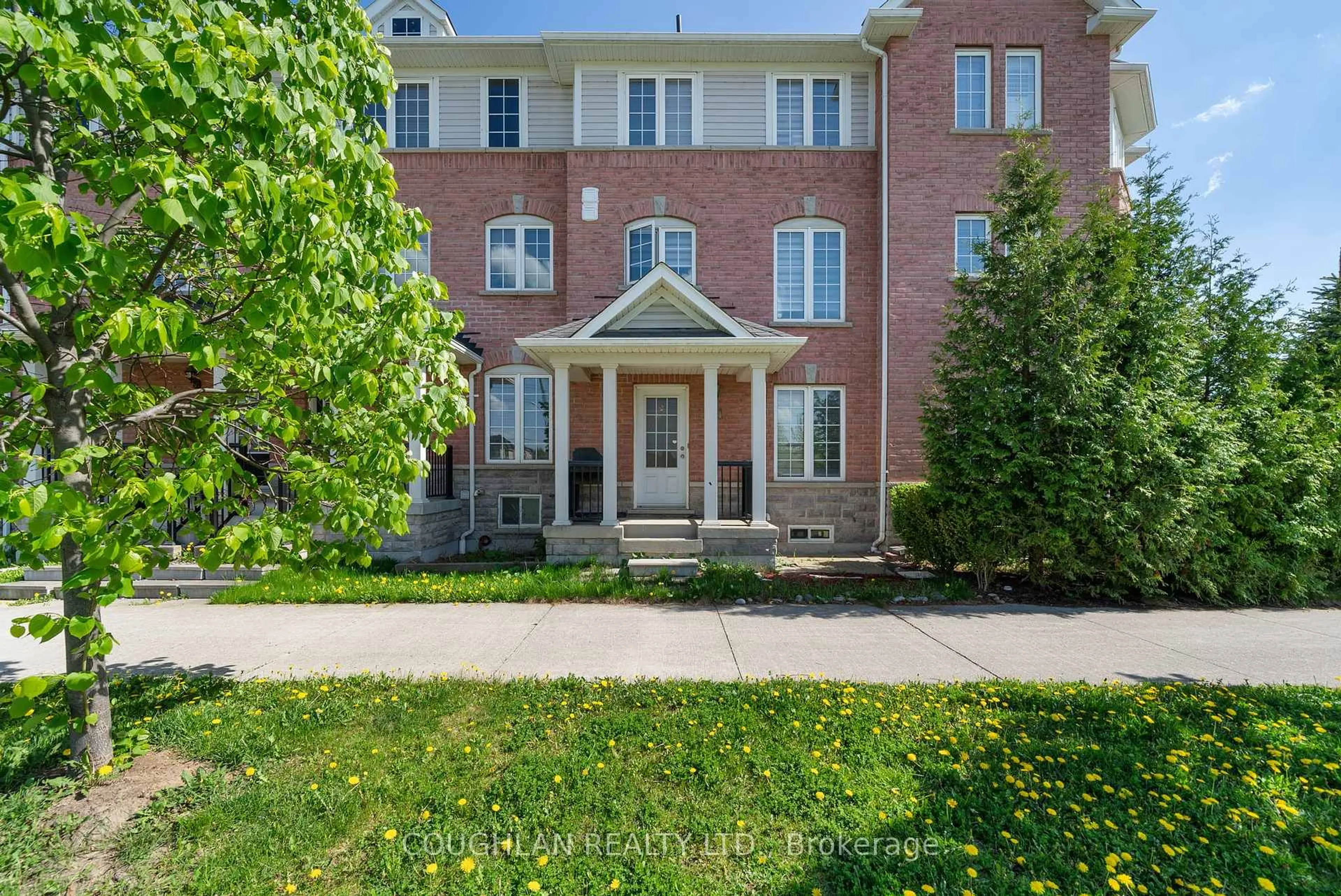 Home with brick exterior material, street for 541 Rossland Rd, Ajax Ontario L1Z 0K7