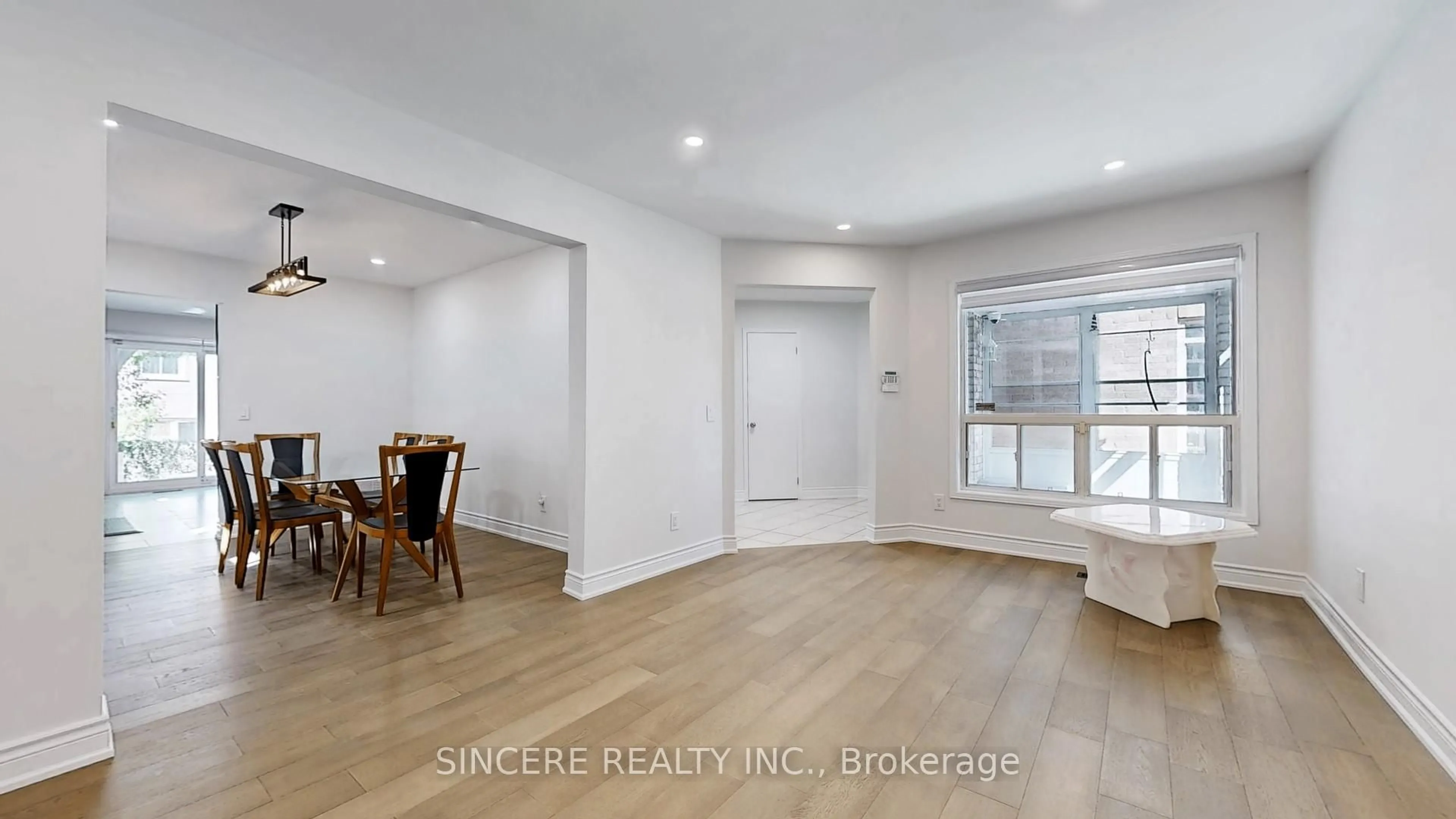 A pic of a room for 25 Greybeaver Tr, Toronto Ontario M1C 4P1