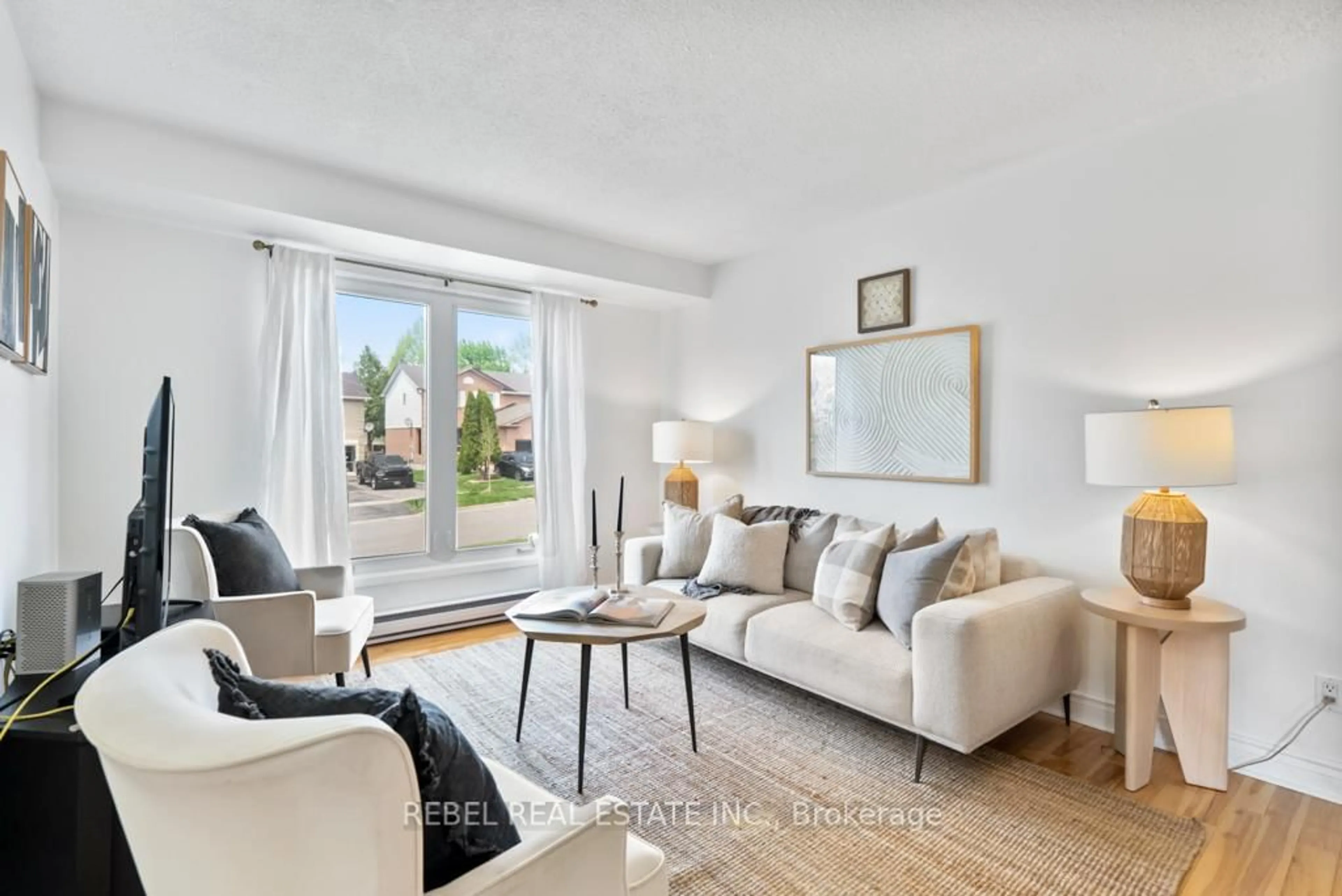 Living room with furniture, unknown for 1303 Pinehurst Ave, Oshawa Ontario L1H 8J8