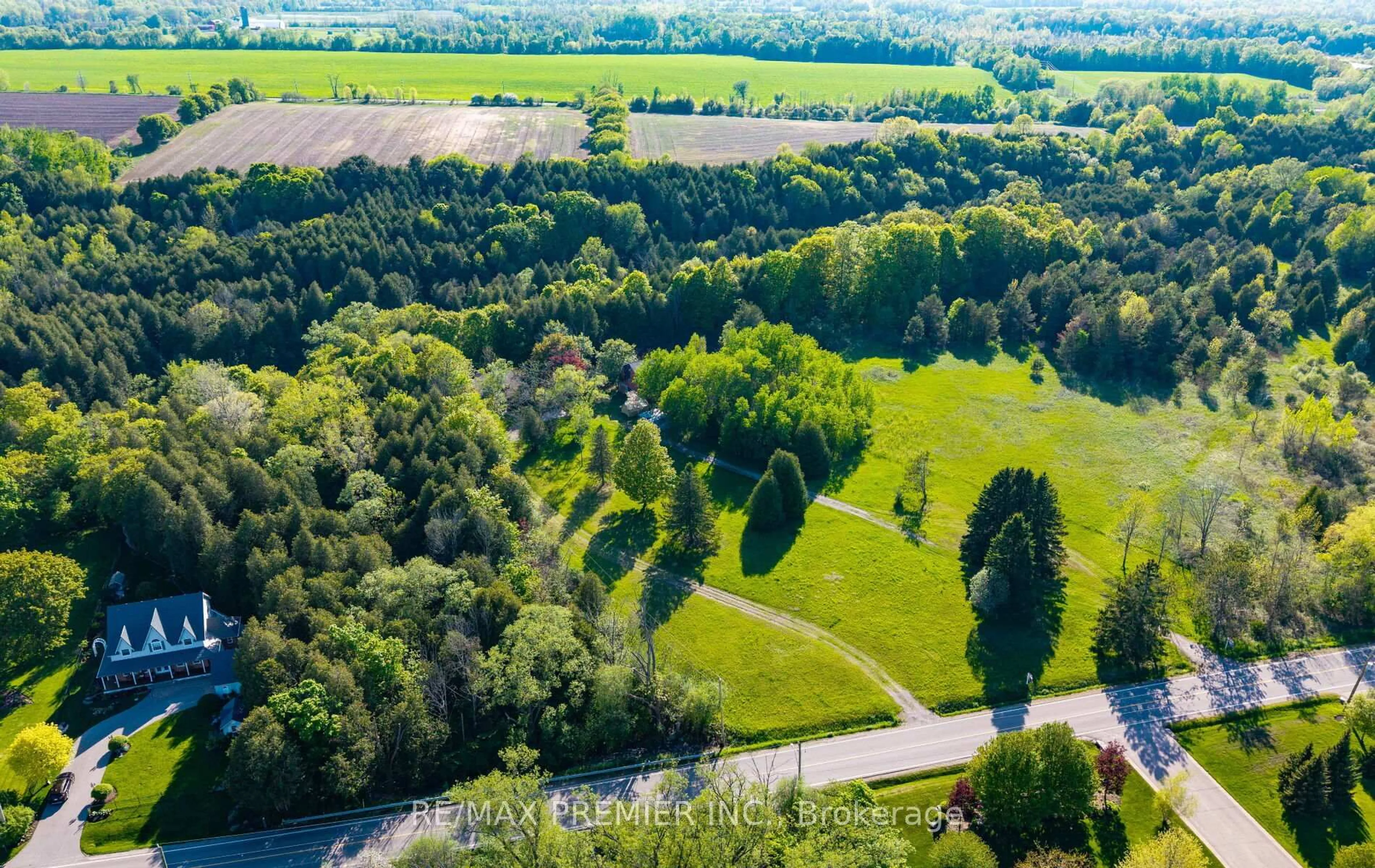 A pic from outside/outdoor area/front of a property/back of a property/a pic from drone, forest/trees view for 3722 Old Scugog Rd, Clarington Ontario L1C 4J2