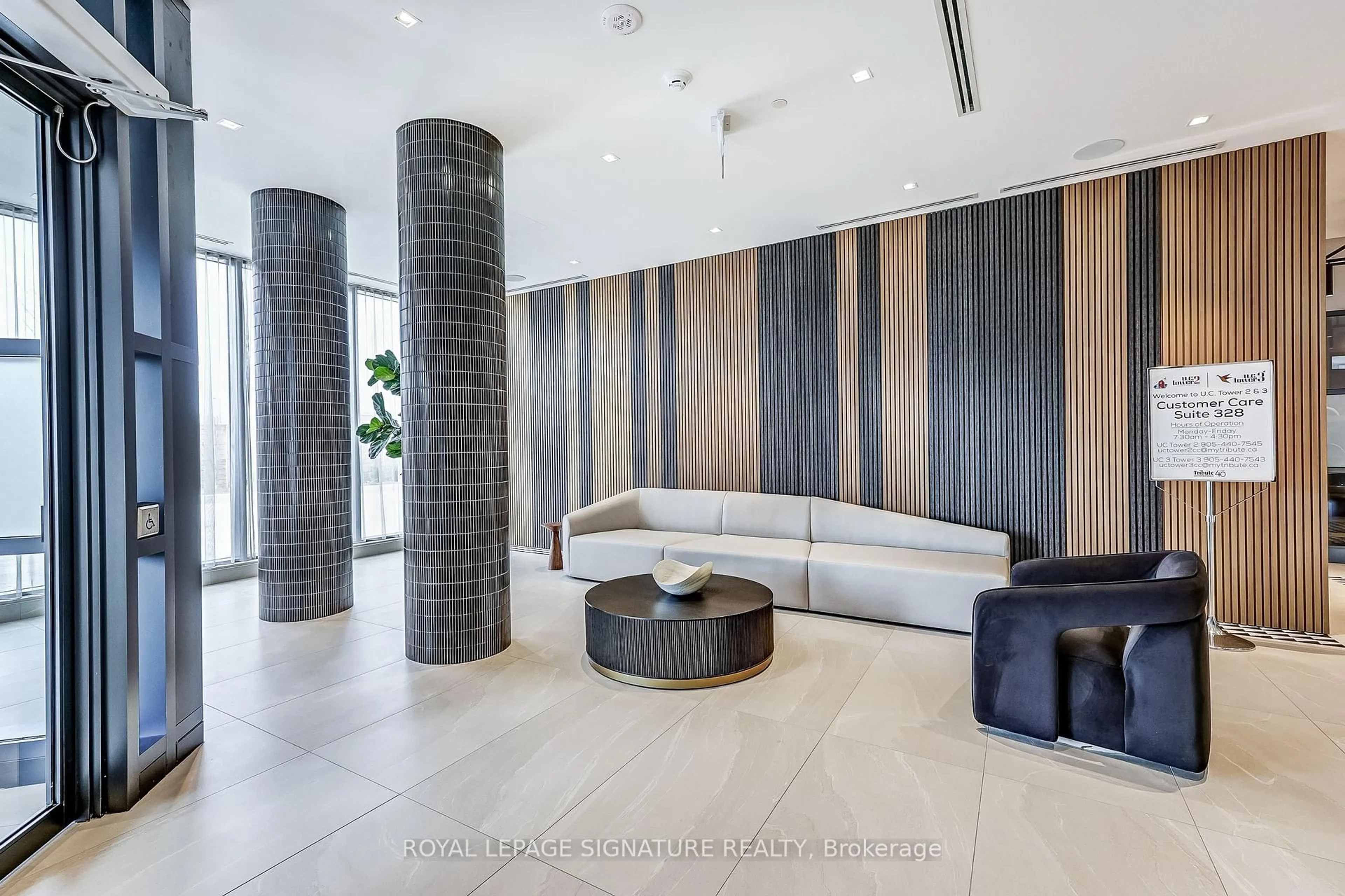 Lobby for 2545 Simcoe St #1514, Oshawa Ontario L1L 0W3