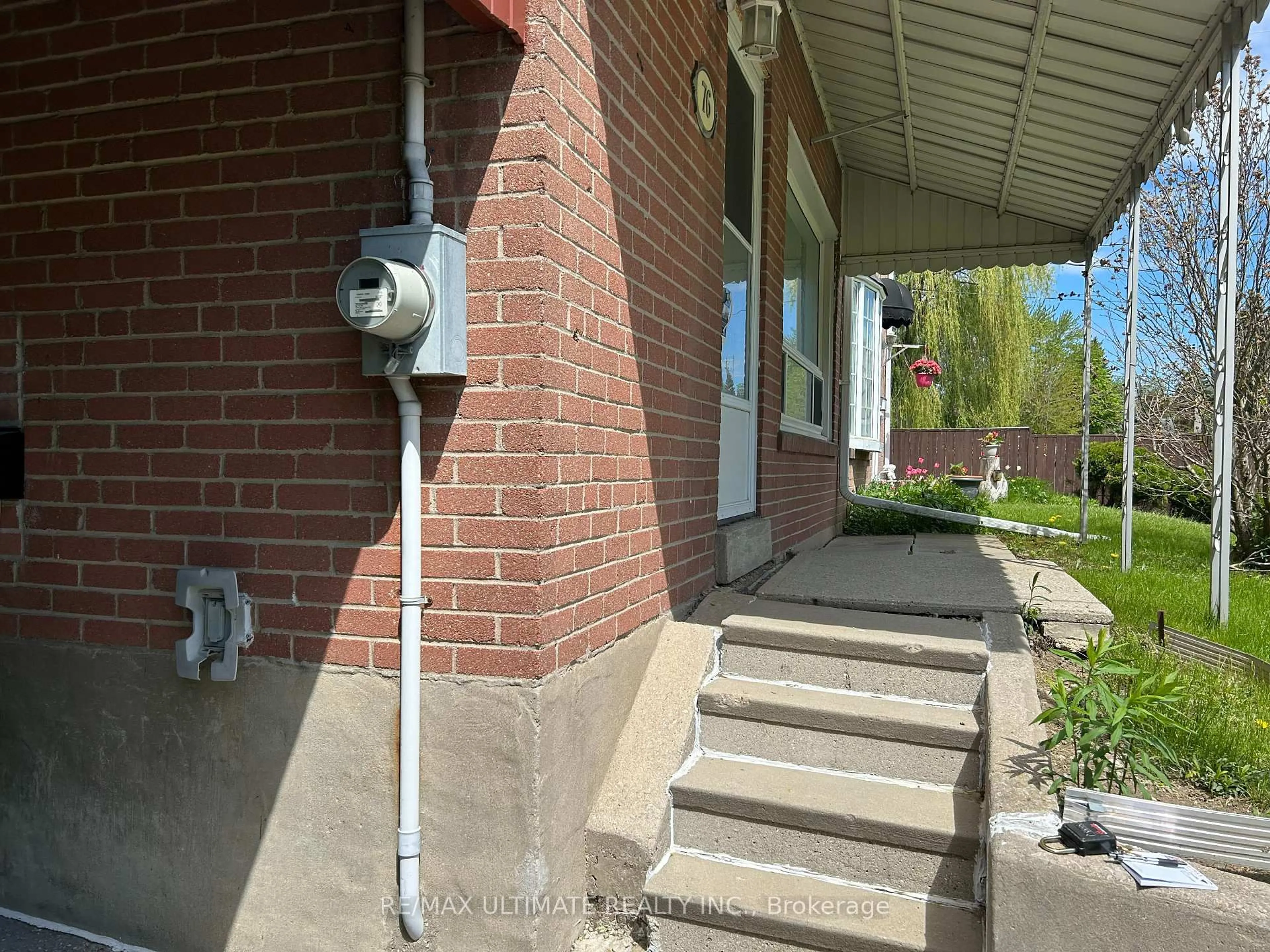 Patio, street for 76 Anaconda Ave, Toronto Ontario M1L 4M3
