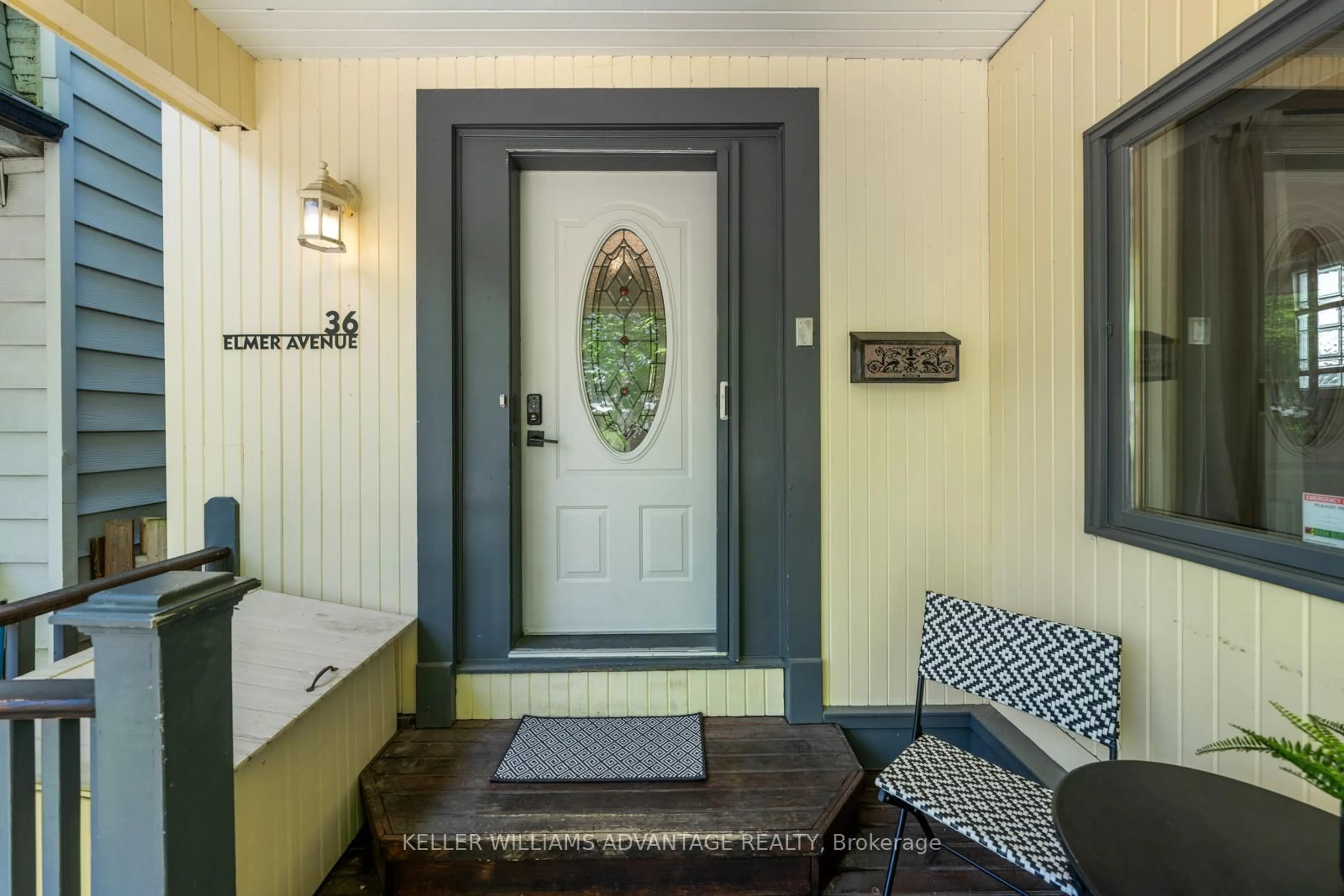 Indoor entryway for 36 Elmer Ave, Toronto Ontario M4L 3R7