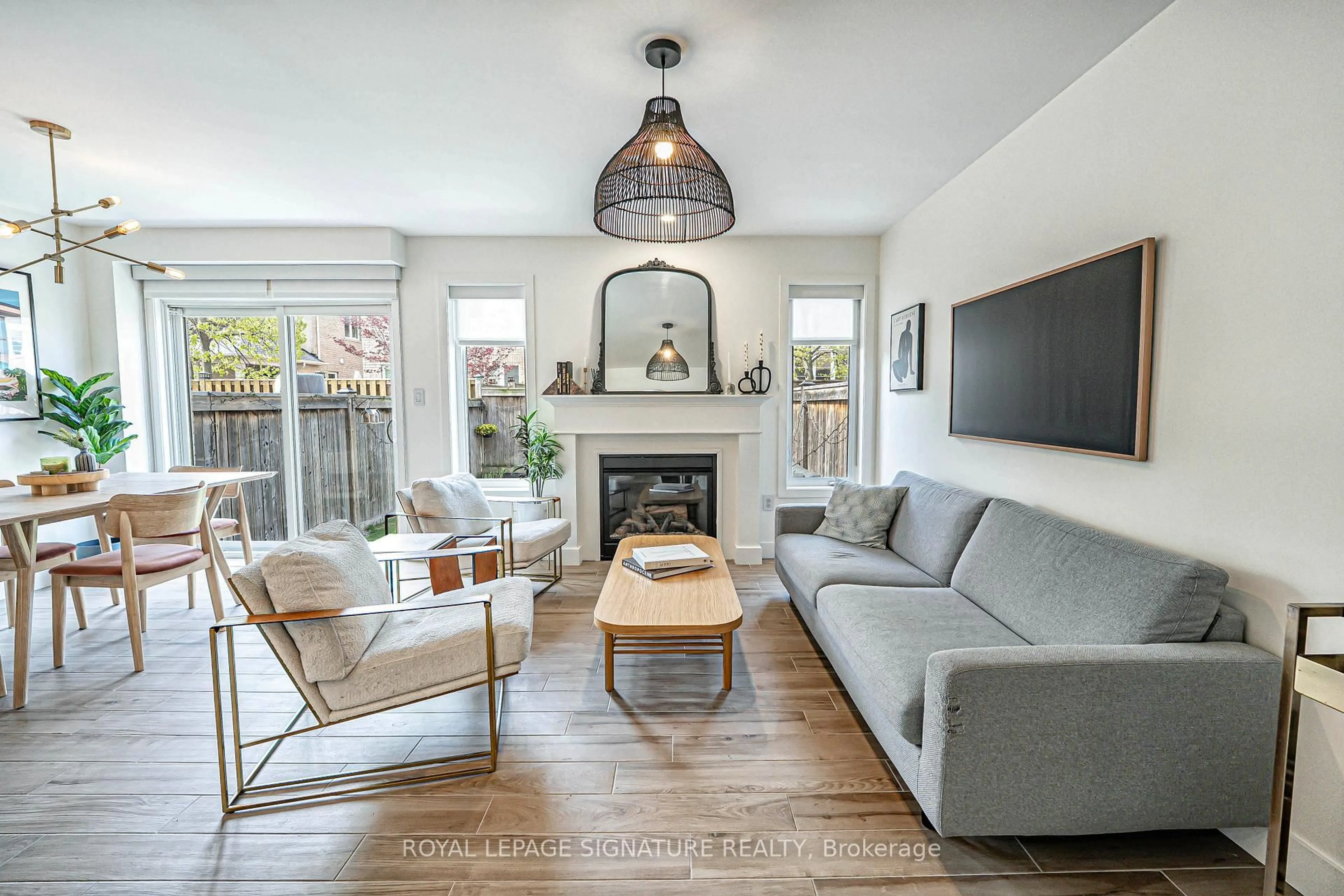 Living room with furniture, unknown for 81 Portwine Dr, Toronto Ontario M1C 4A7