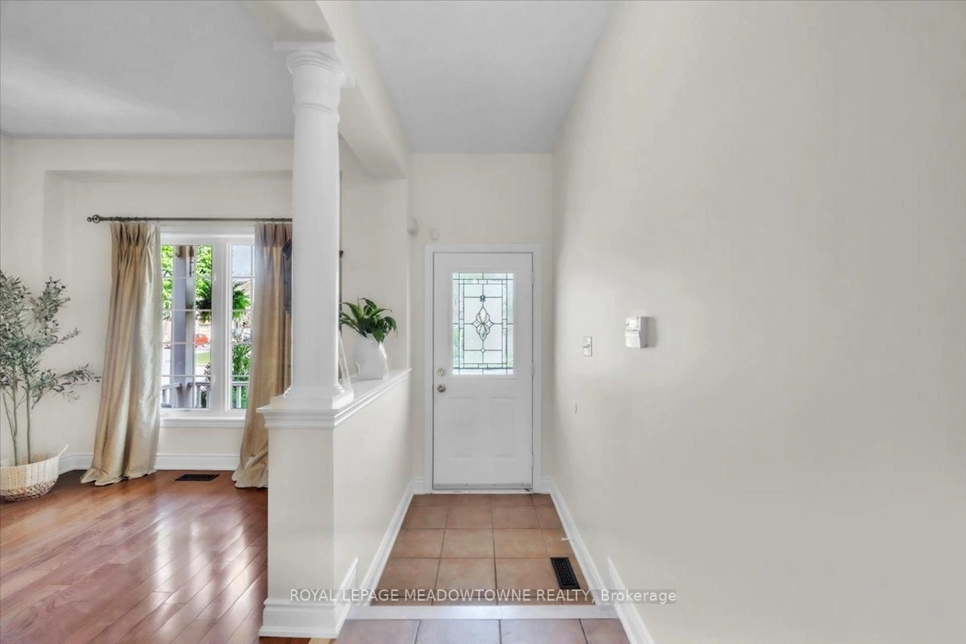 Indoor foyer for 5 Freer Cres, Ajax Ontario L1T 4N5